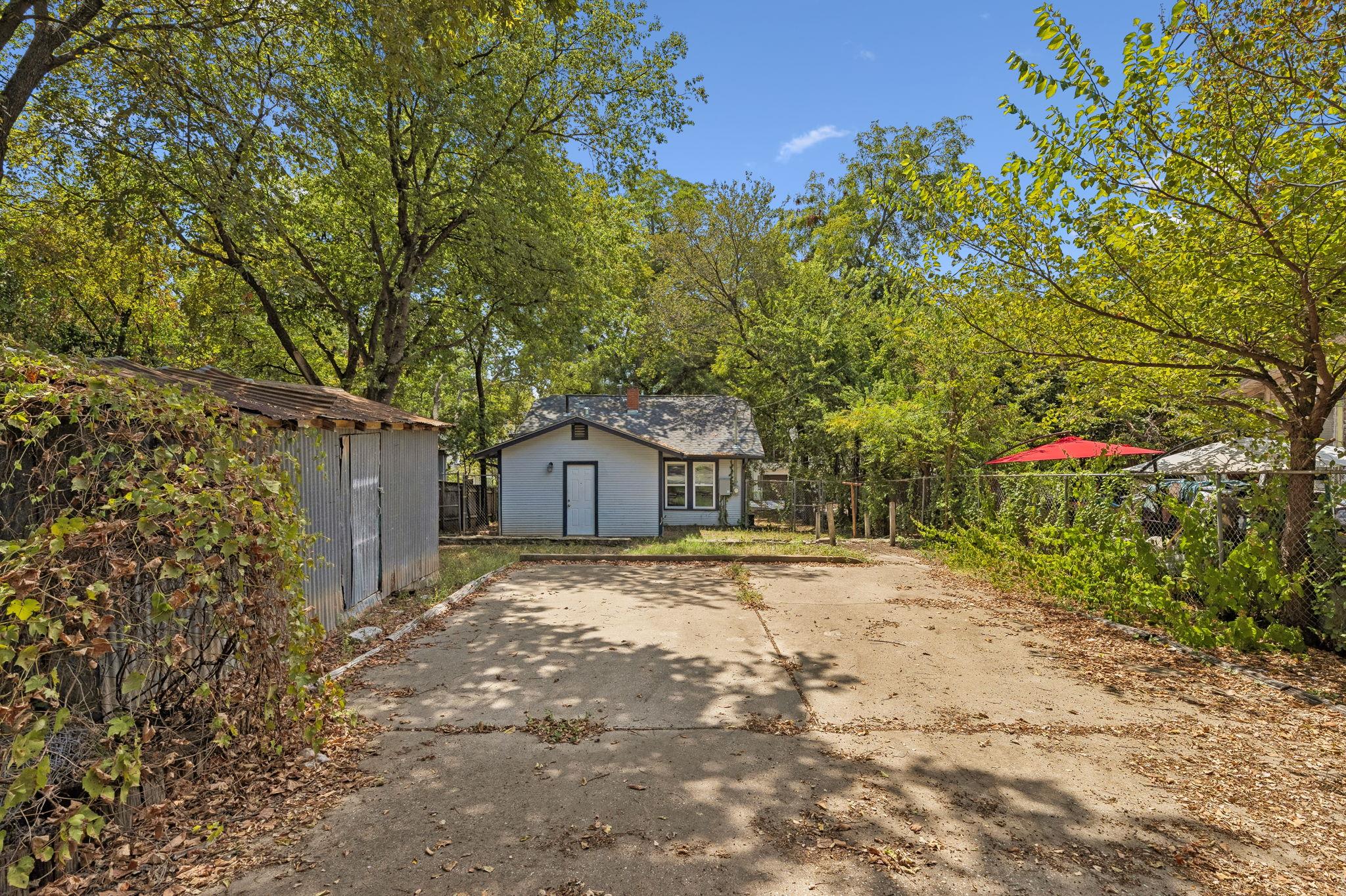 1204 Taylor ST