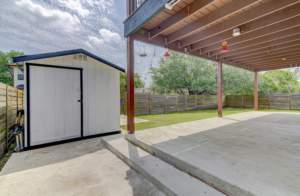14901 Chamberlain CT