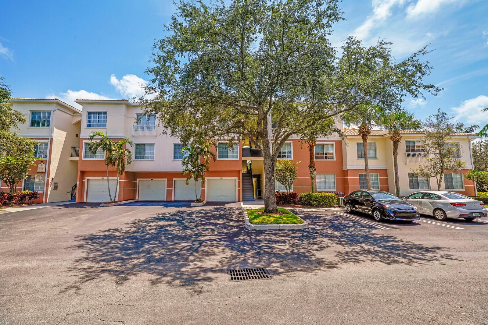 1310 Myrtlewood Circle E