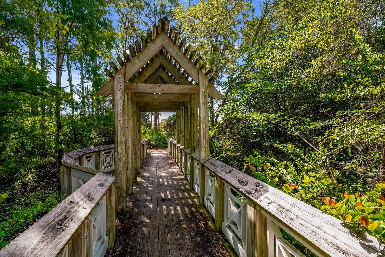 816 University Boulevard