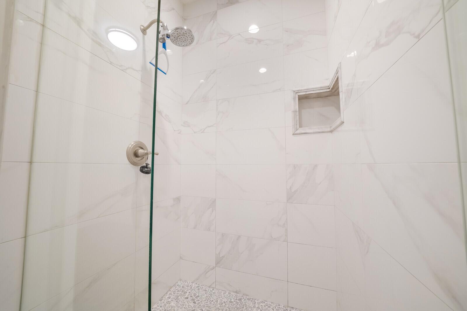 816 University Boulevard