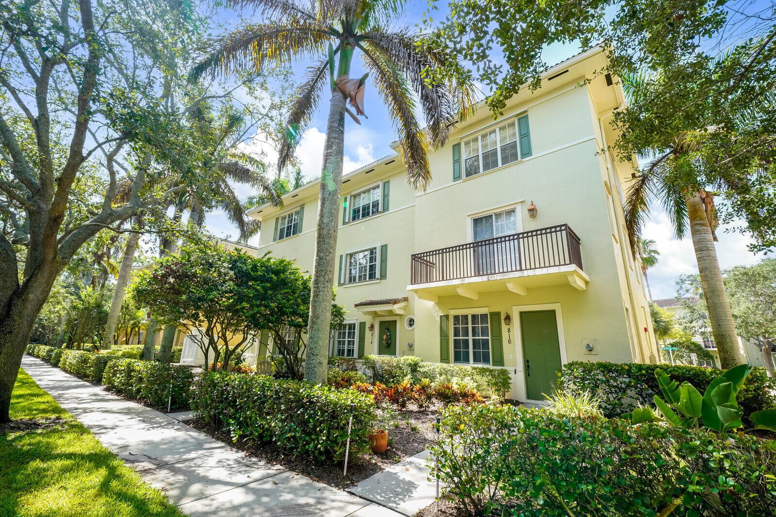 816 University Boulevard