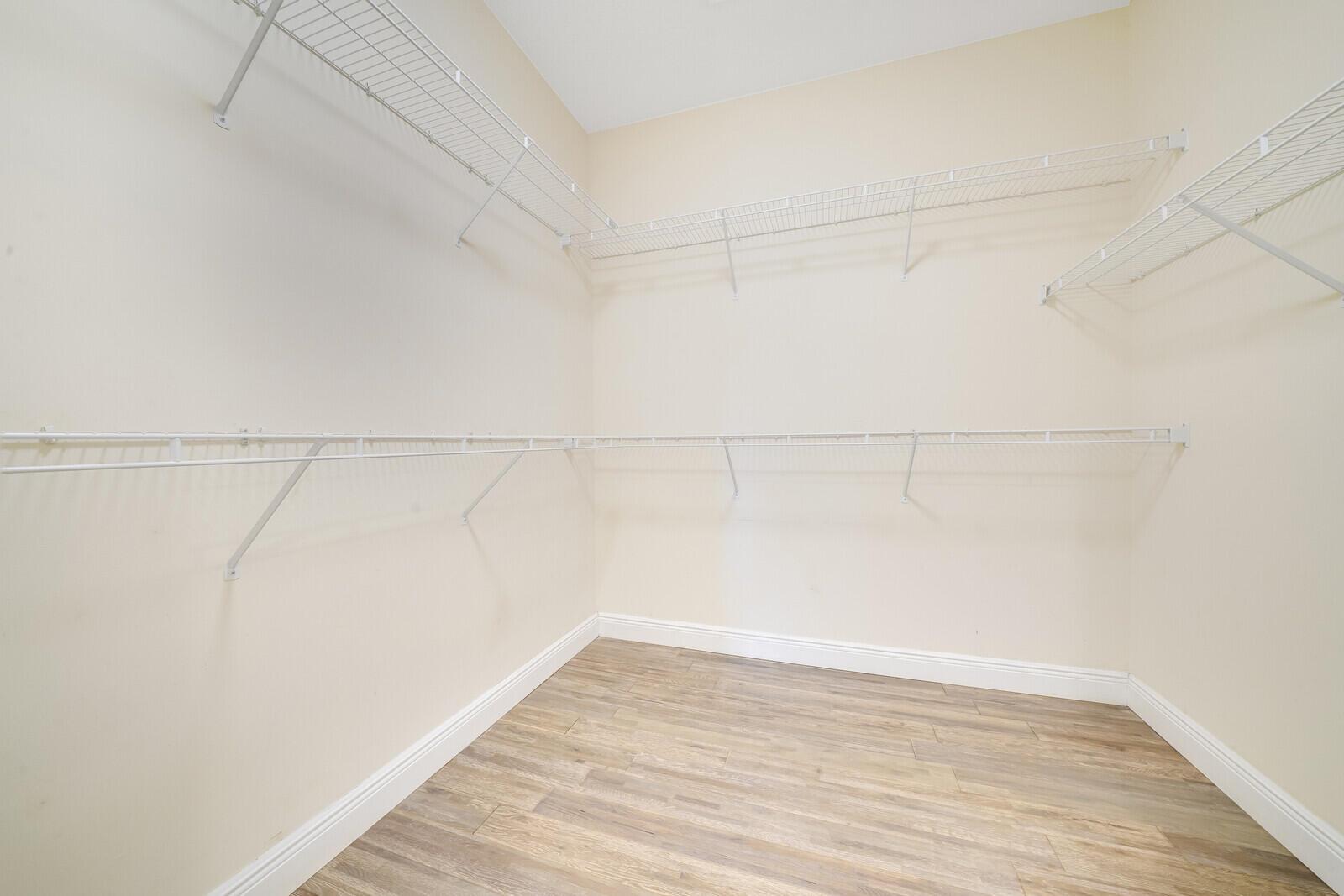 816 University Boulevard