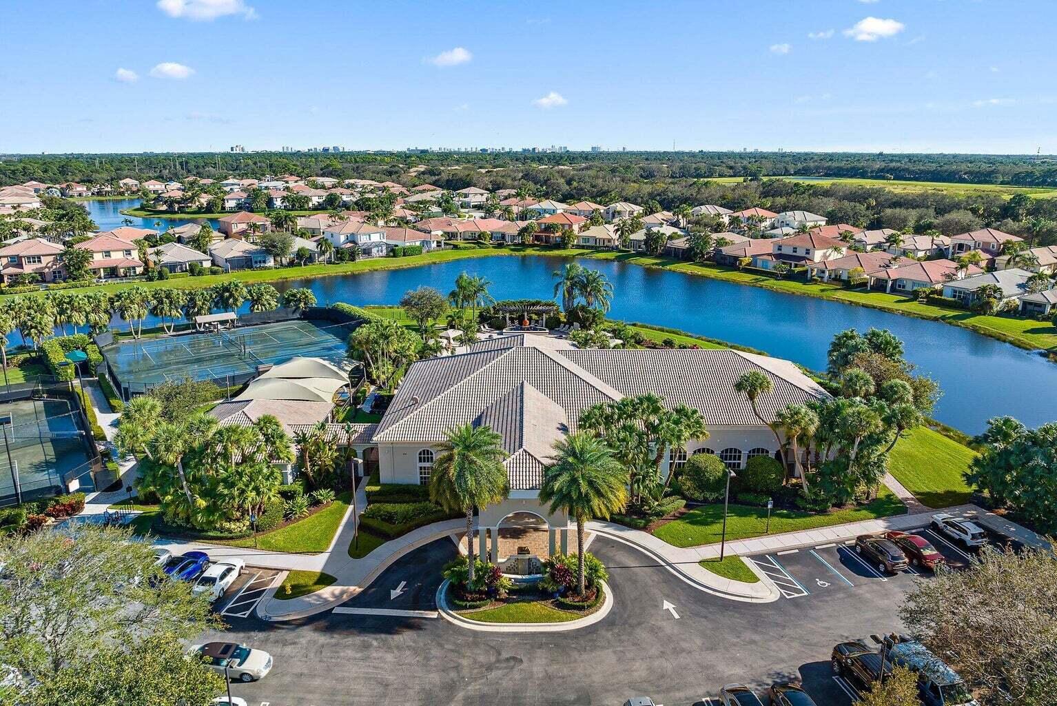 156 Isle Verde Way