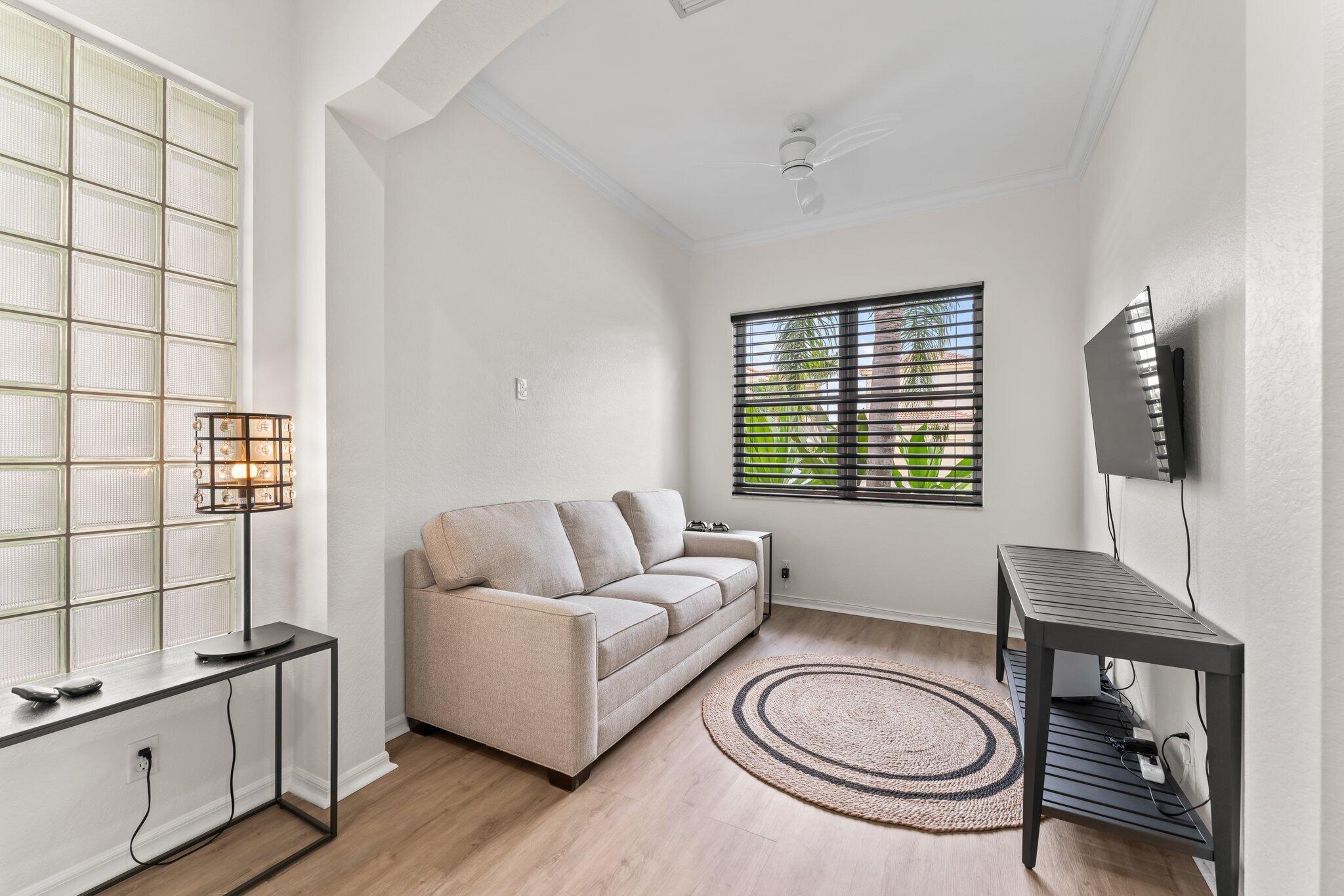 102 Isle Verde Way Way