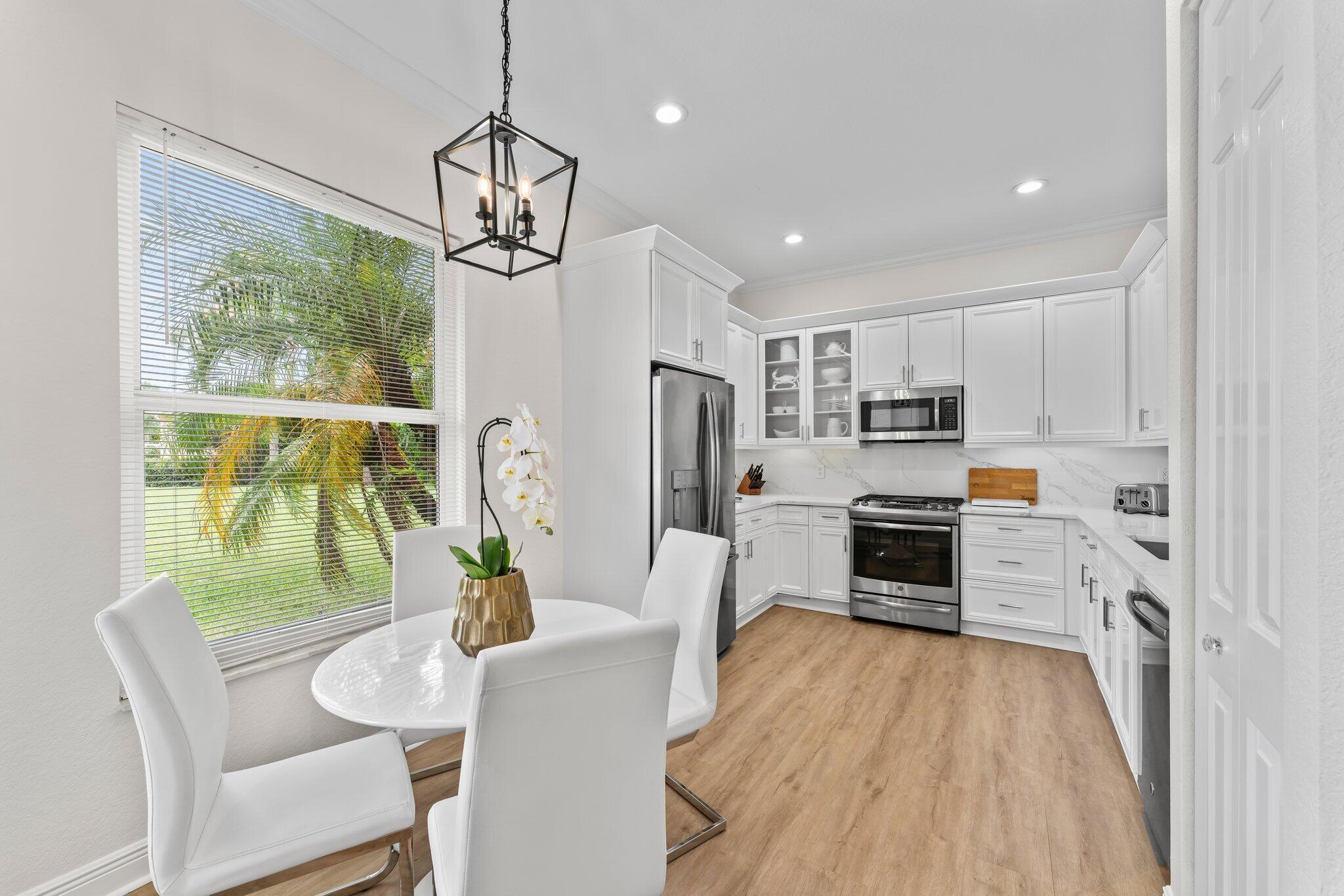 102 Isle Verde Way Way