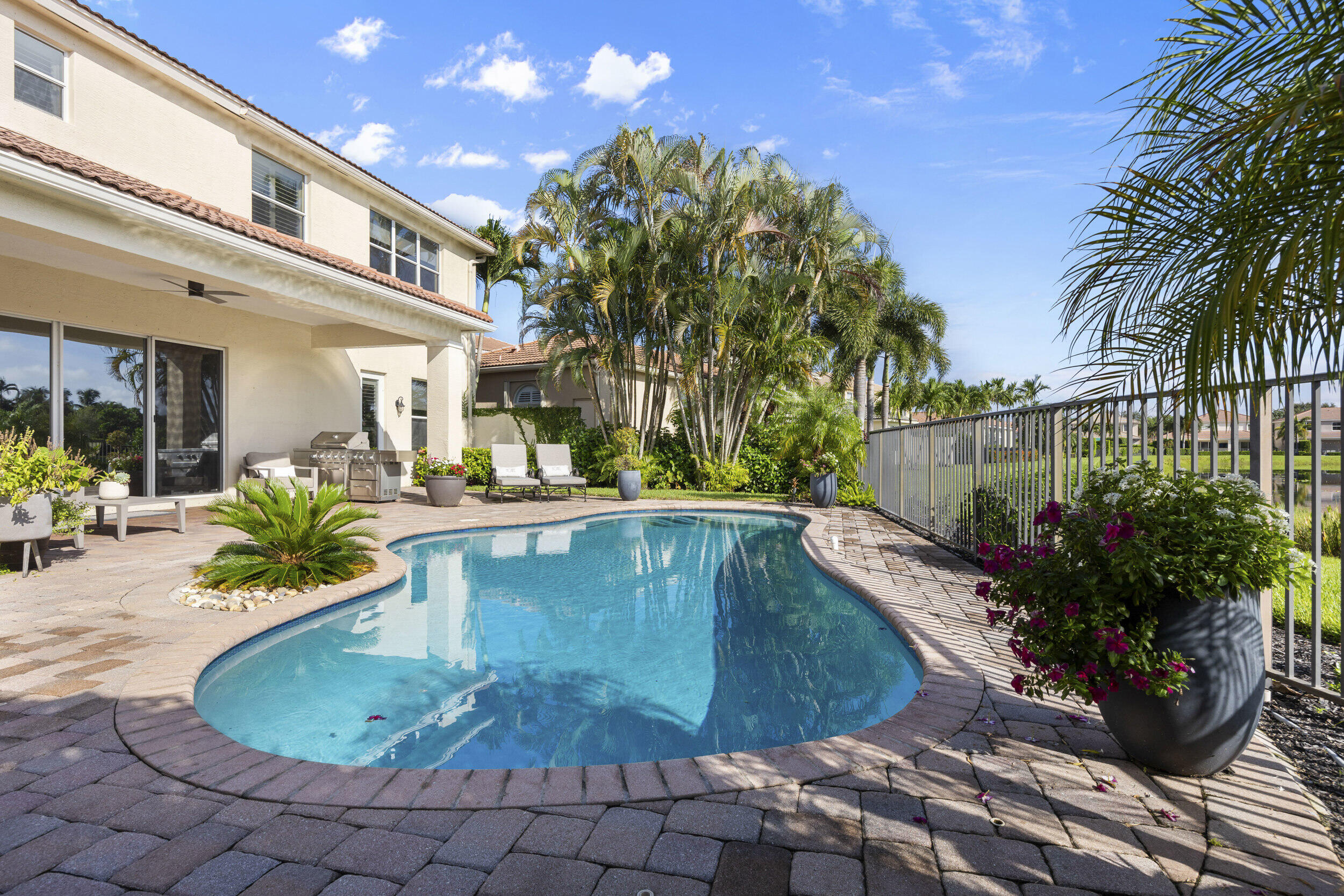 232 Sedona Way