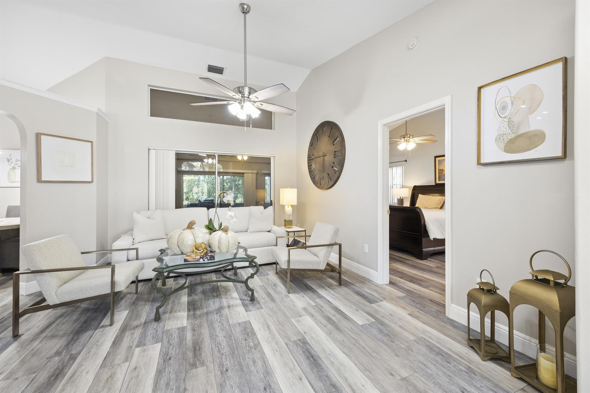 5481 Royal Palm Beach Boulevard Boulevard