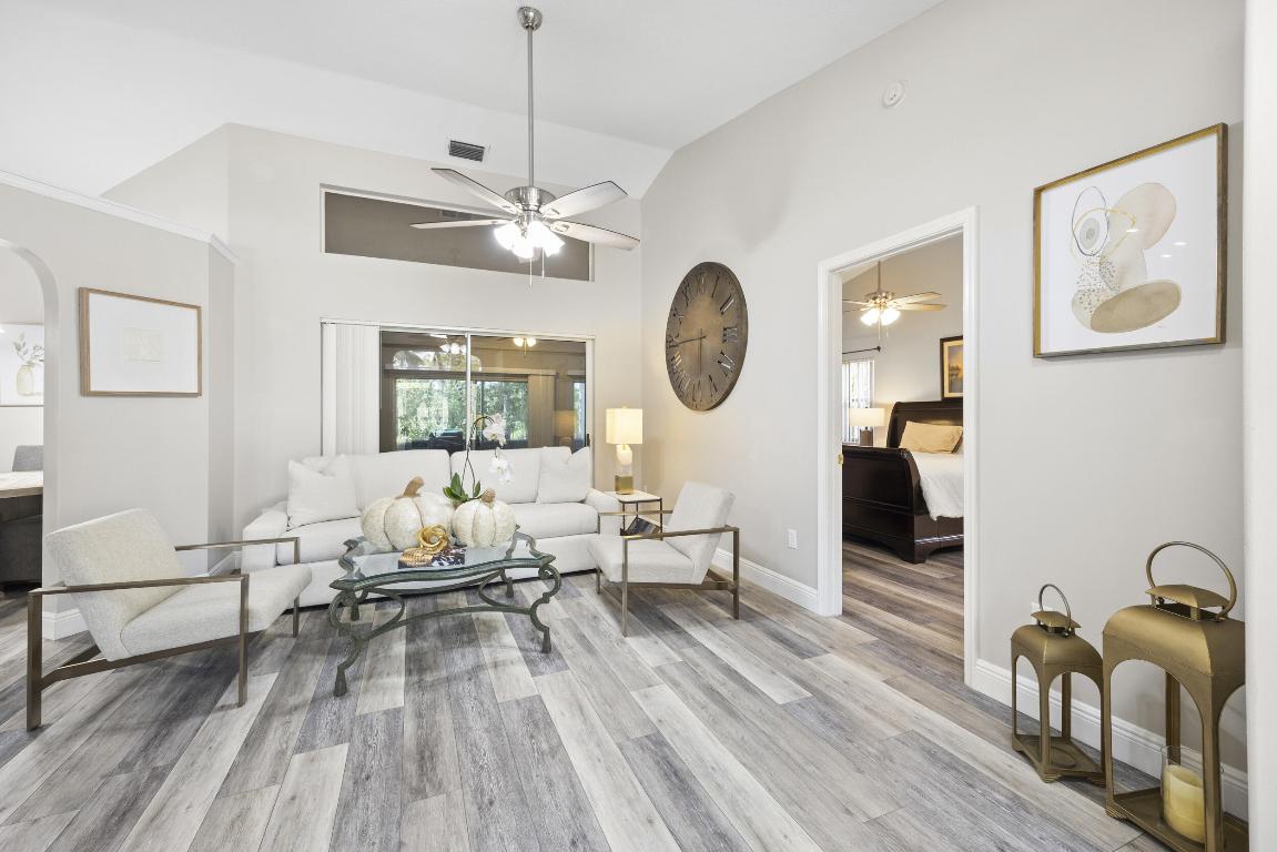 5481 Royal Palm Beach Boulevard Boulevard