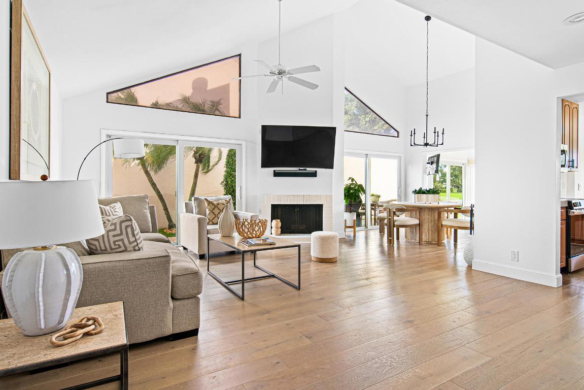 17012 Traverse Circle