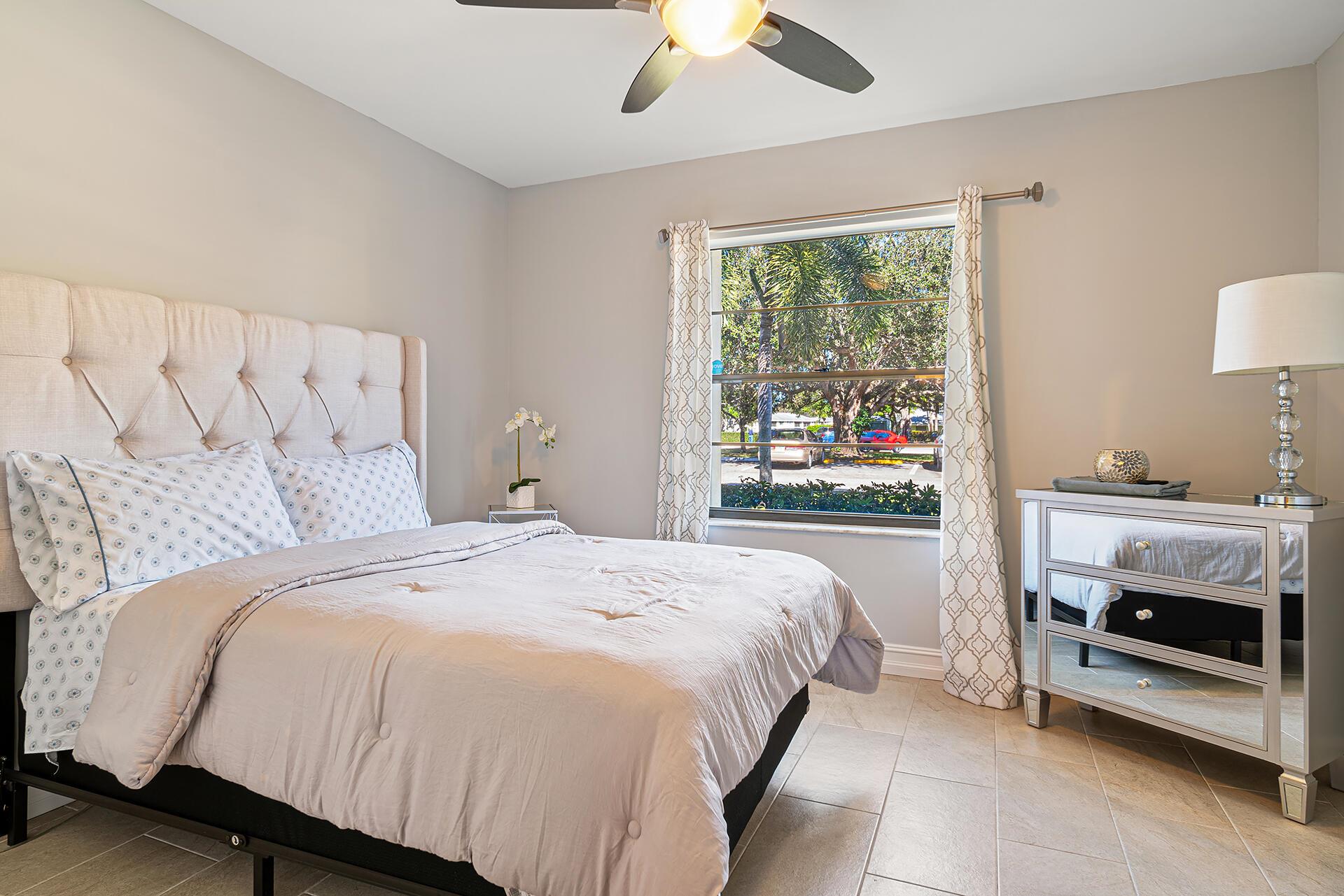 2101 Sabal Ridge Court B