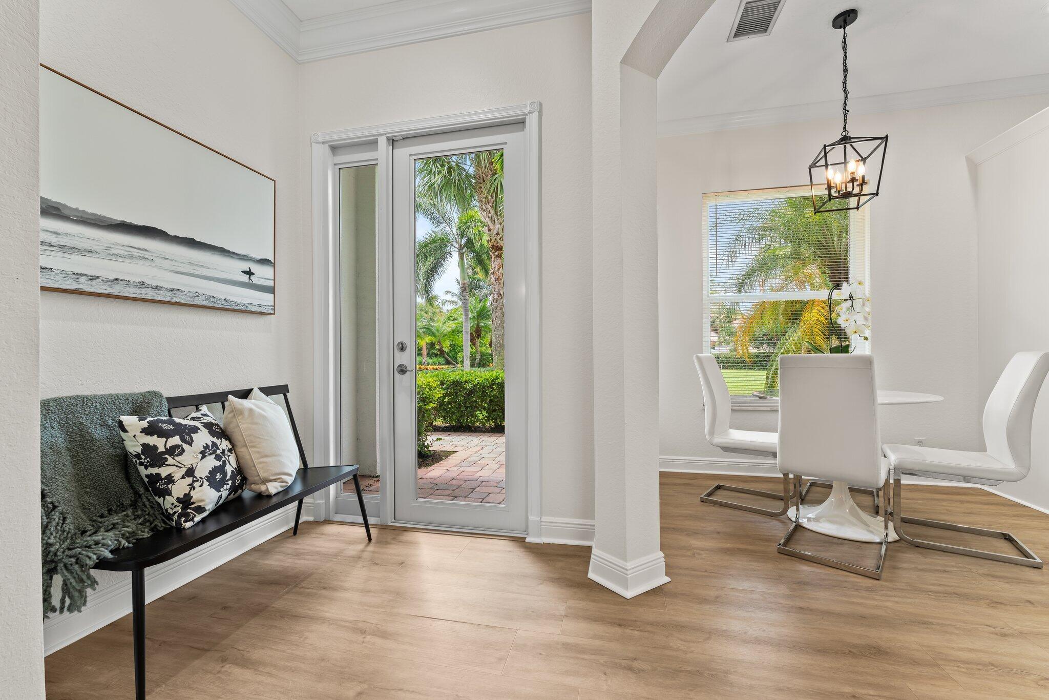 102 Isle Verde Way