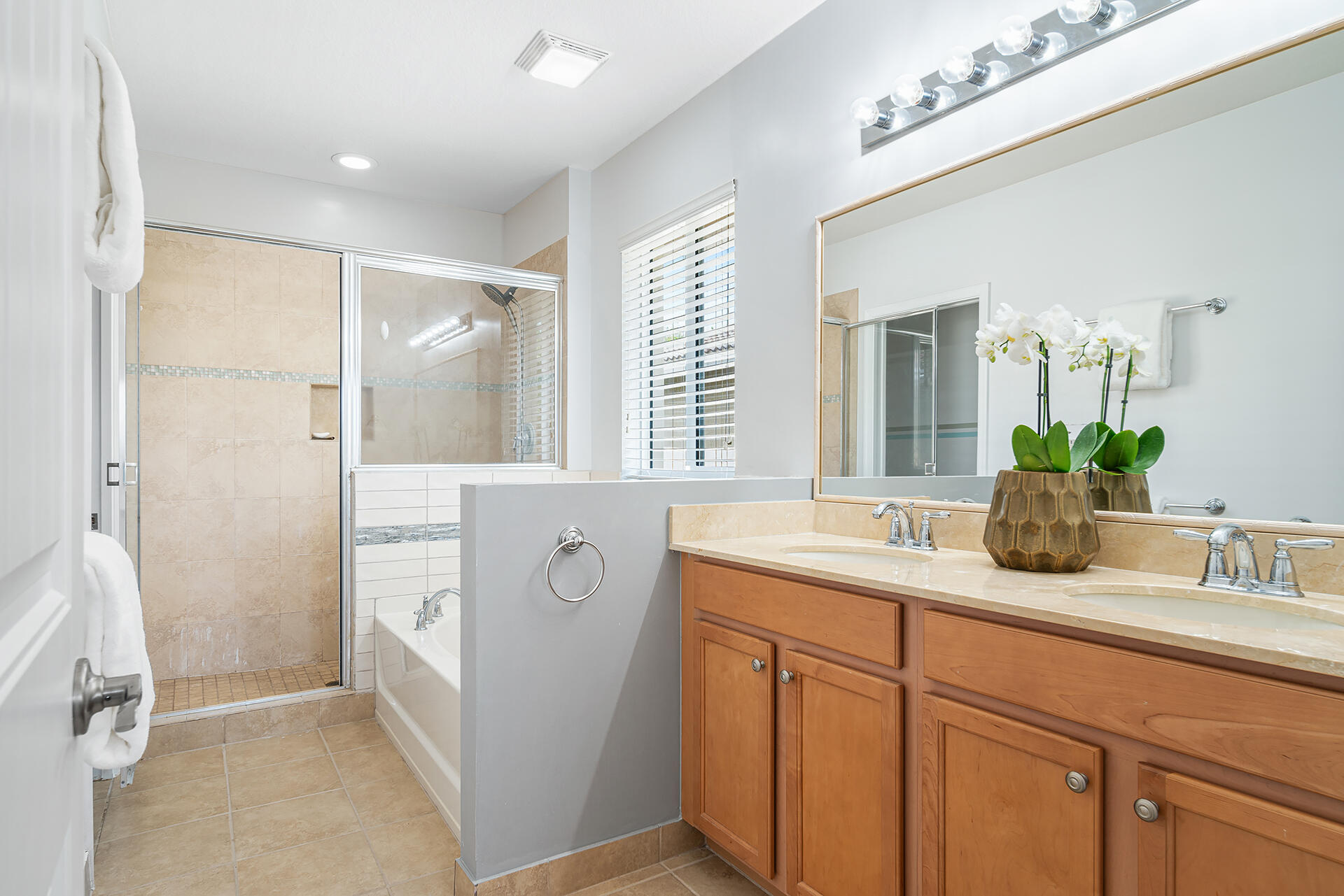 4725 Foxtail Palm Court