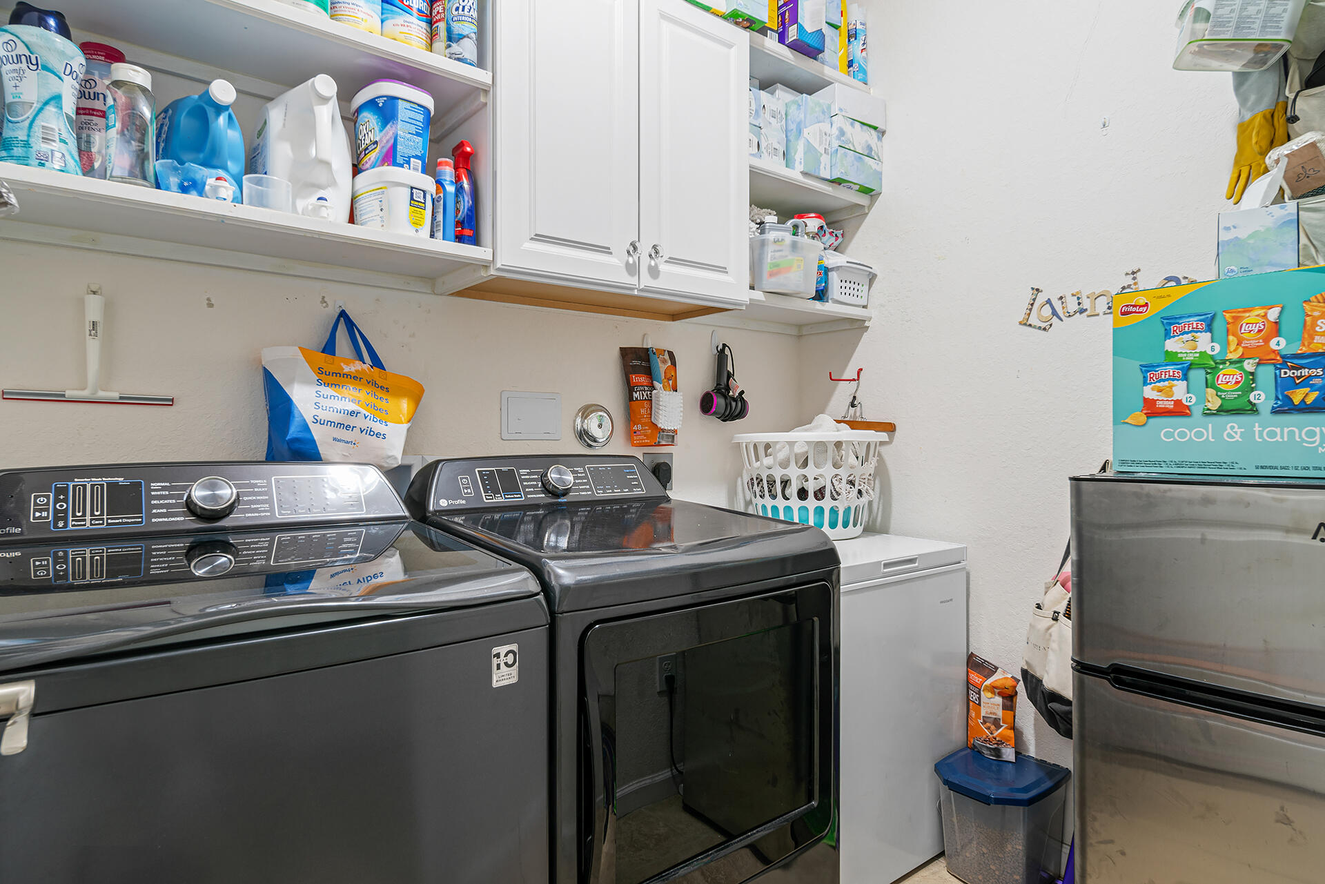 4725 Foxtail Palm Court