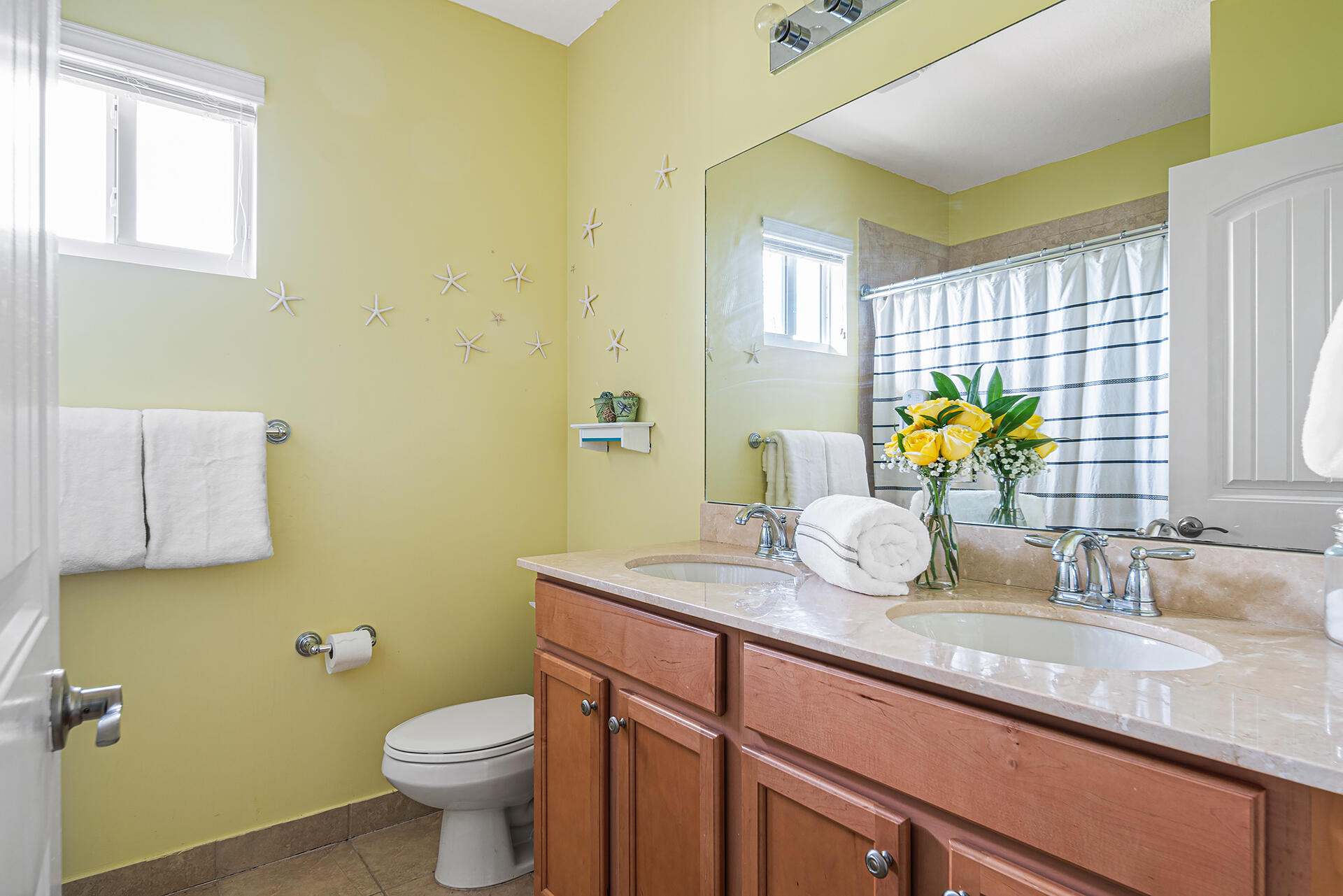 4725 Foxtail Palm Court