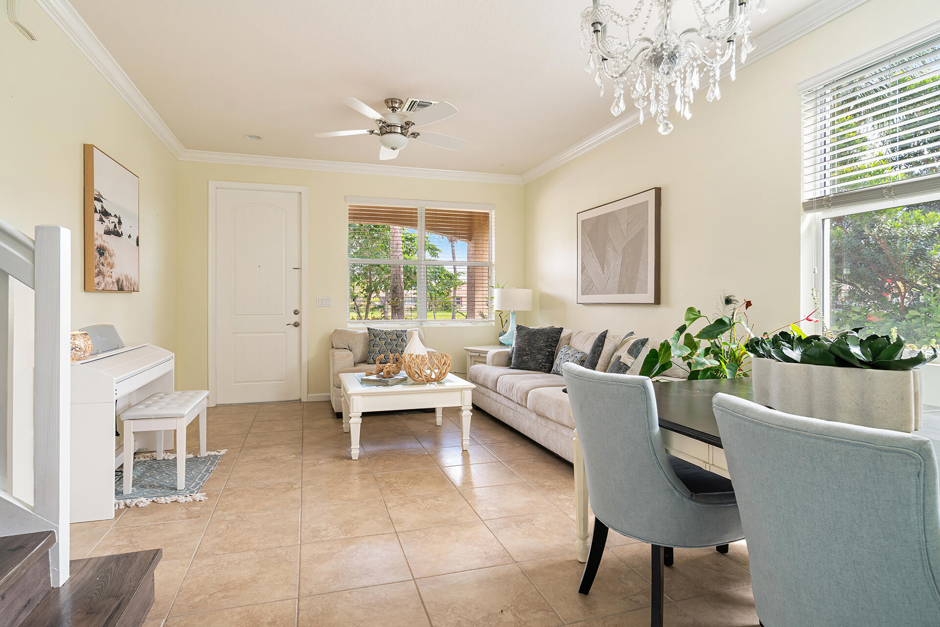 4725 Foxtail Palm Court