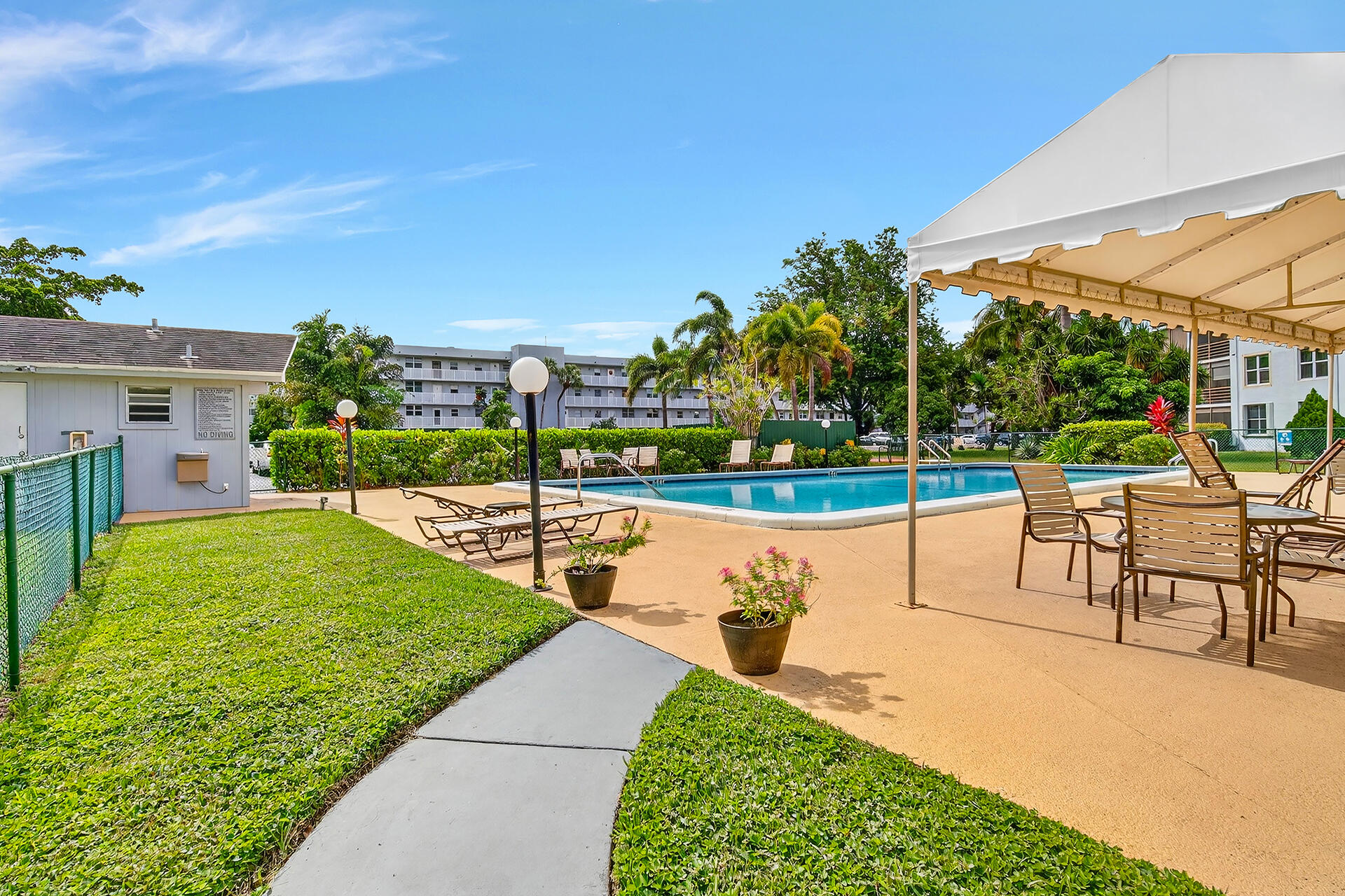 106 Royal Park Drive 3c