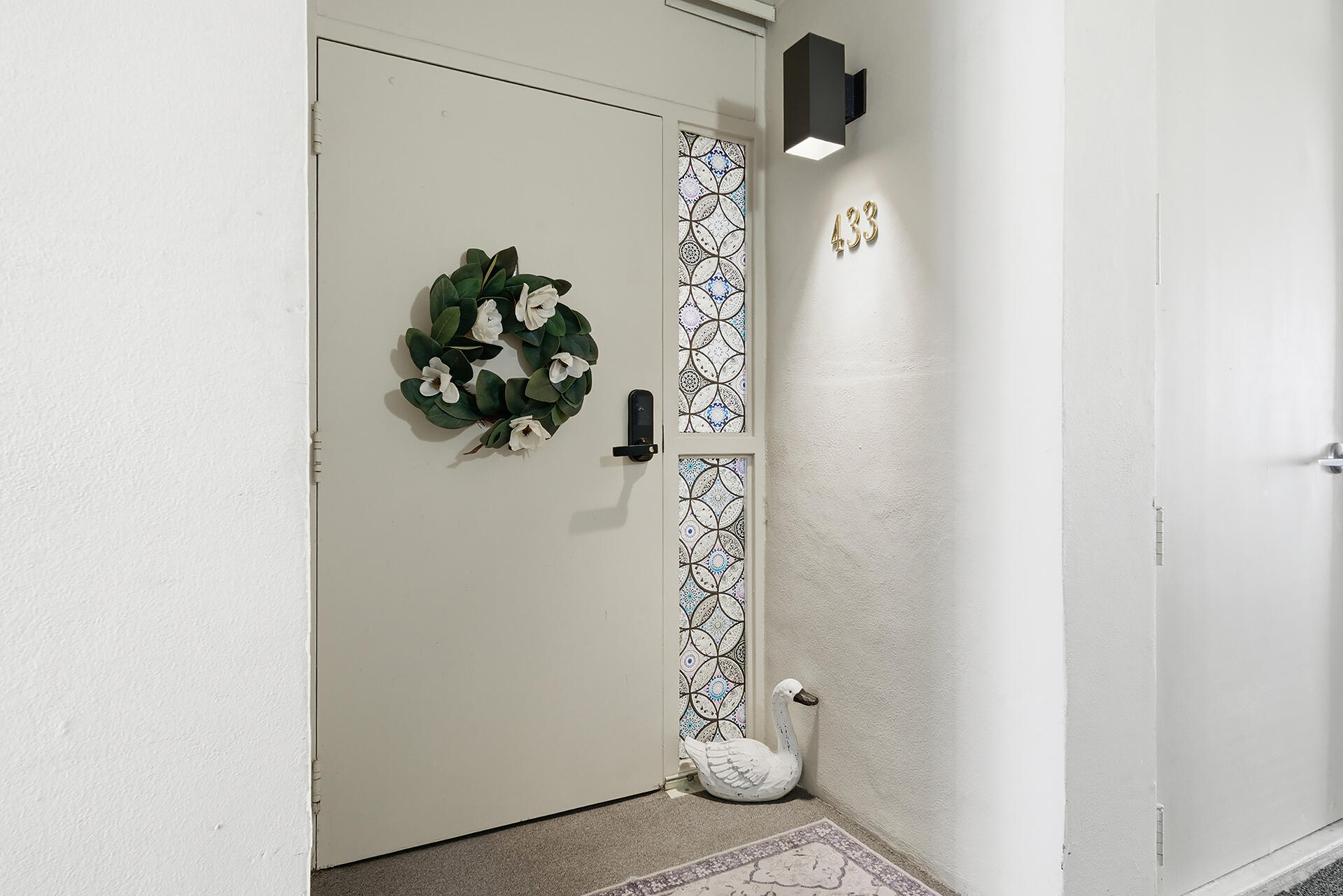 122 Lakeshore Drive 433