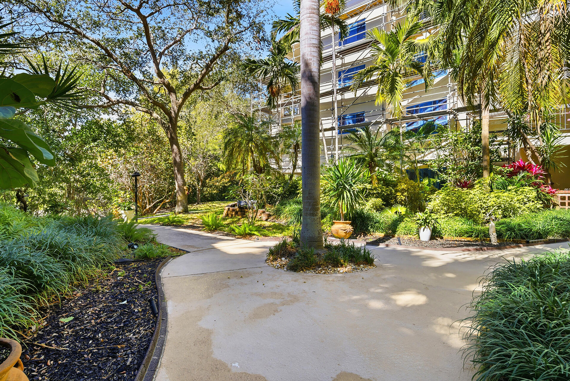 500 Ocean Trail Way 508