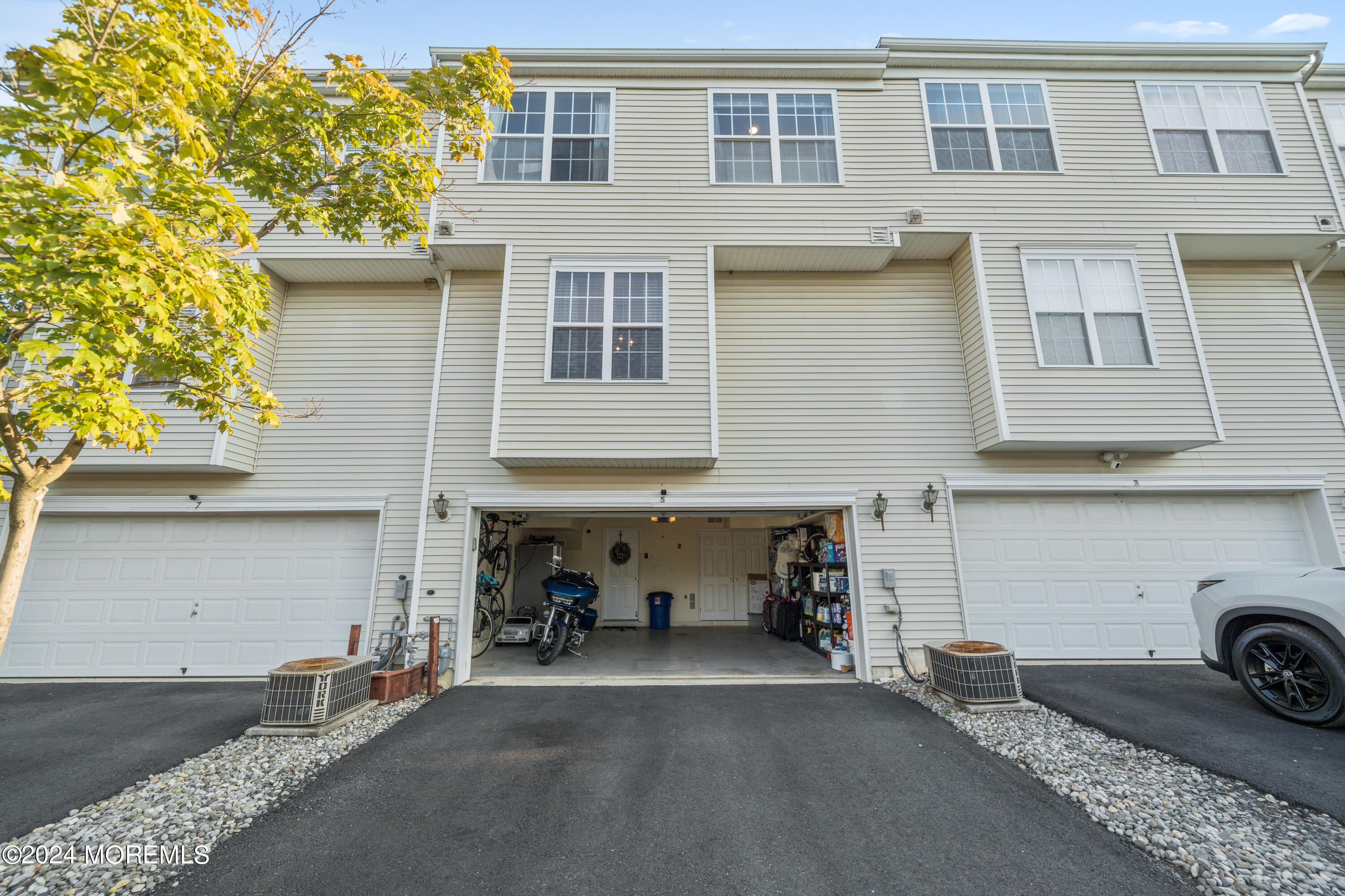 5 Kuczynski Drive 945