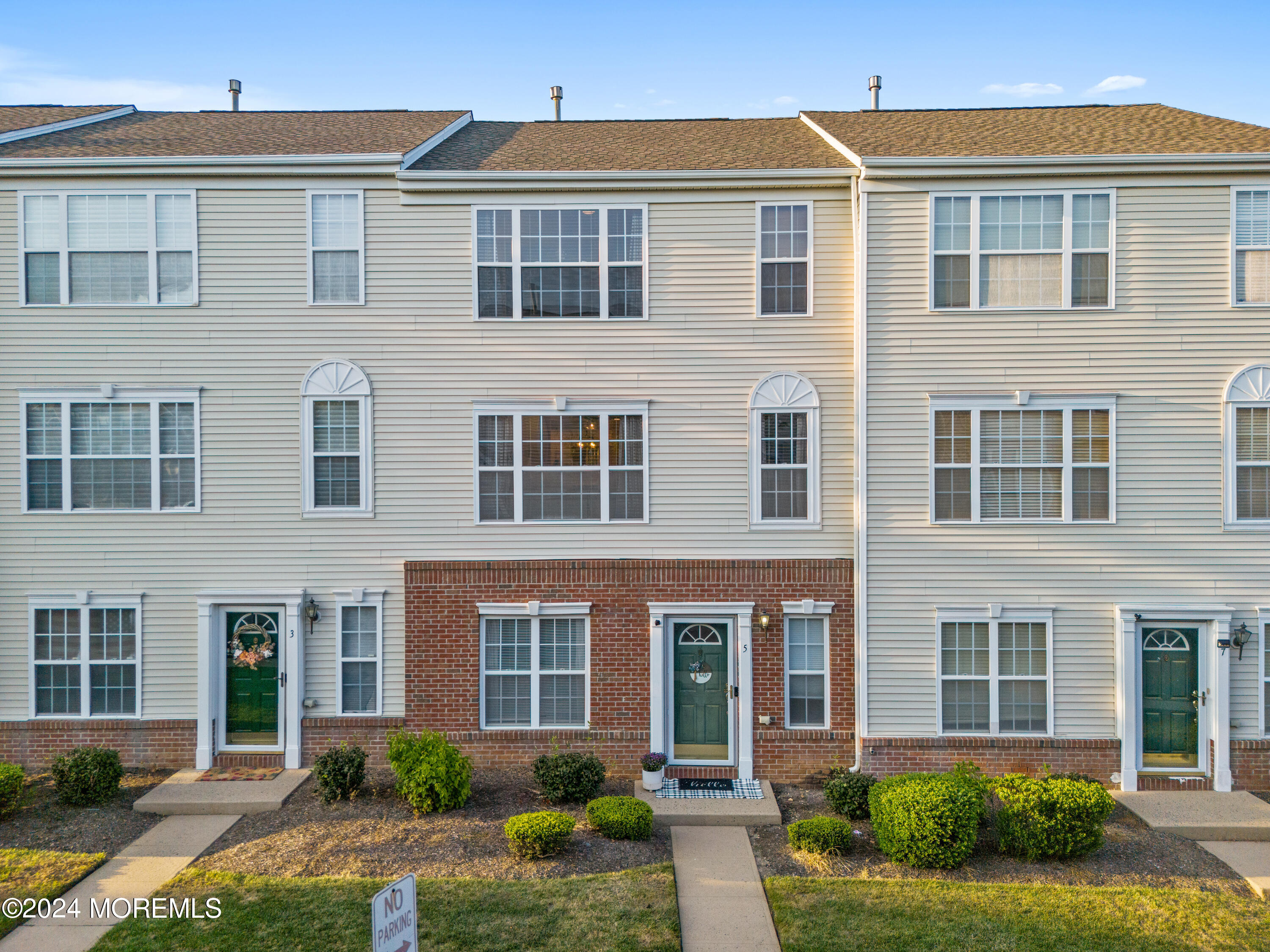 5 Kuczynski Drive 945