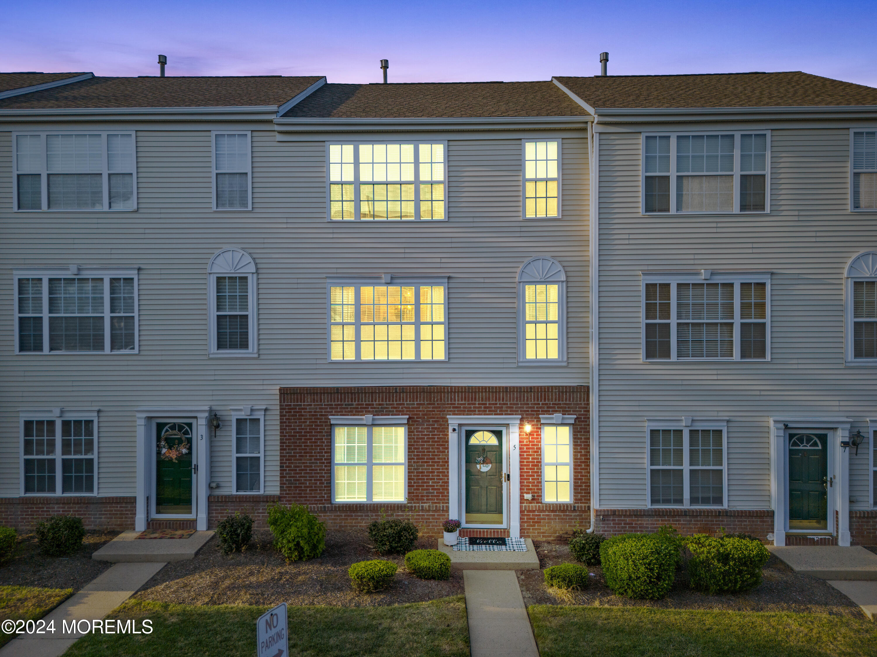5 Kuczynski Drive 945