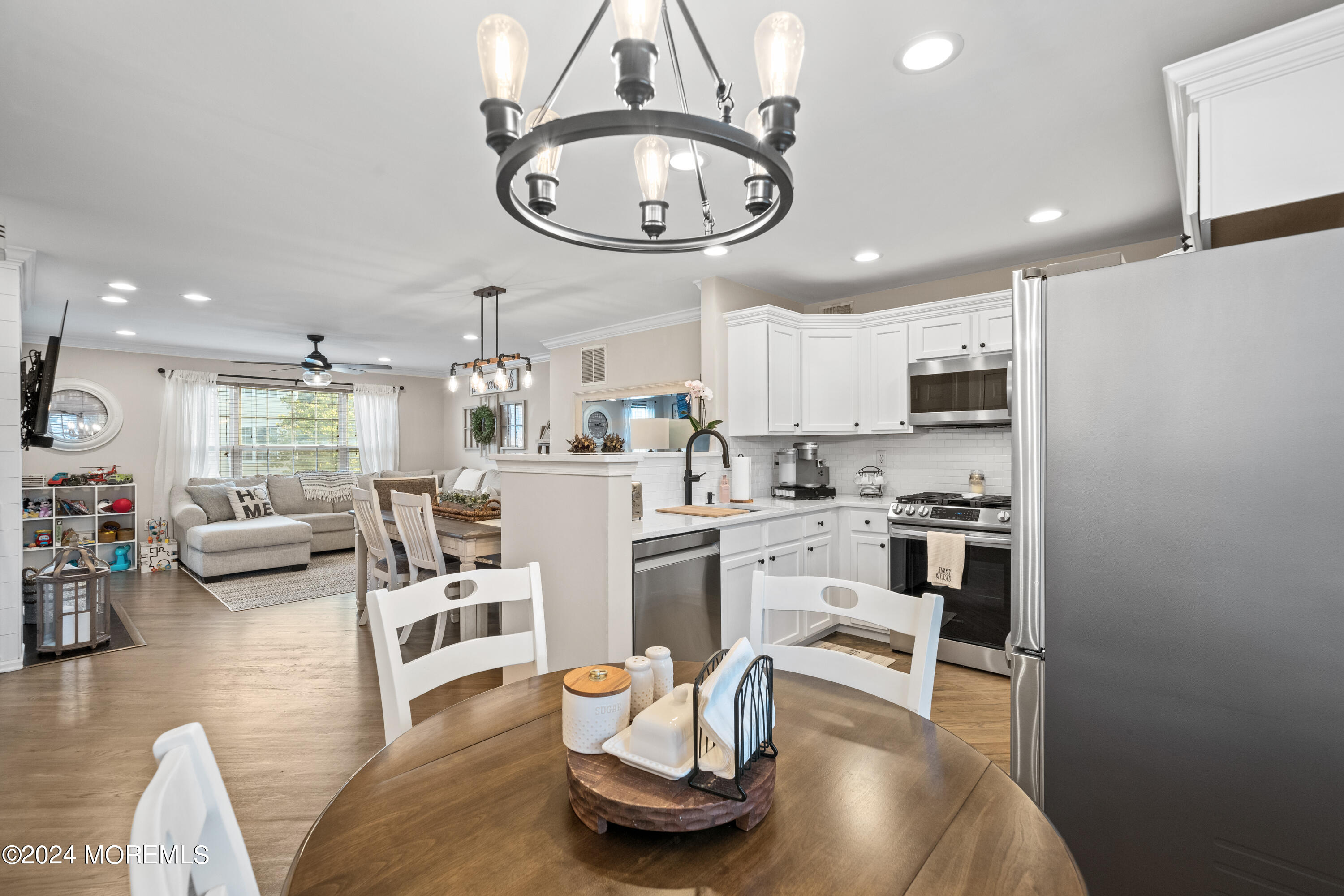 5 Kuczynski Drive 945
