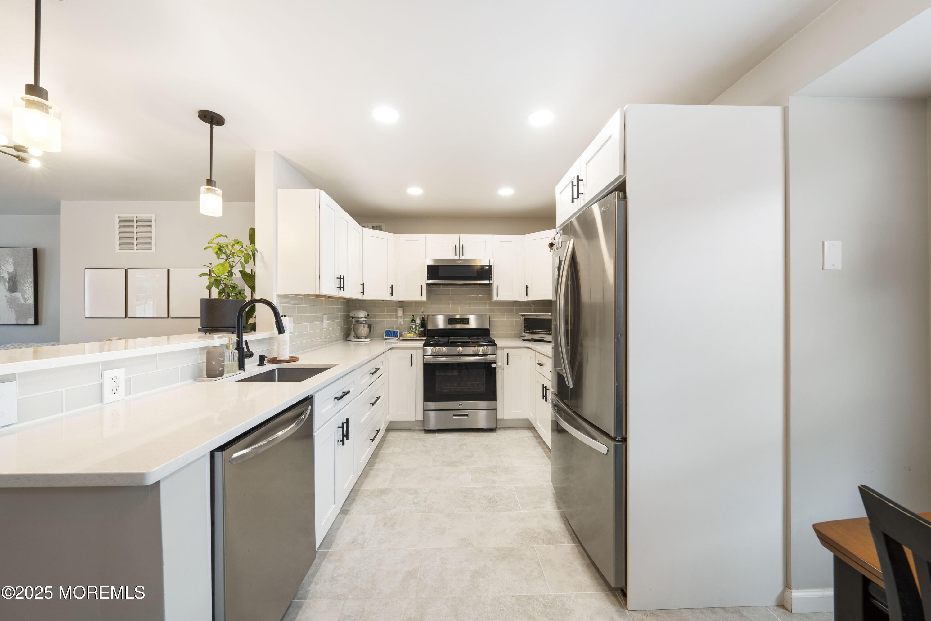 258 Nathan Boulevard 1685