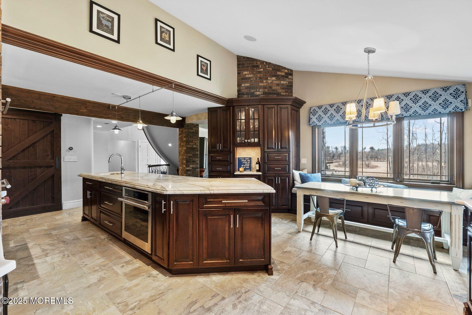 13 Eagle Nest Road
