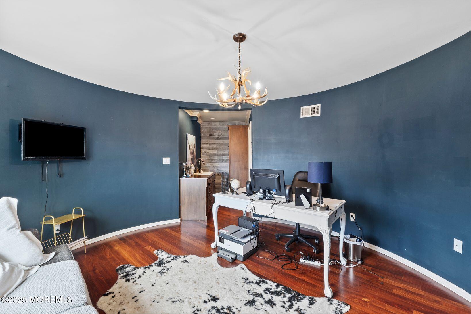 13 Eagle Nest Road
