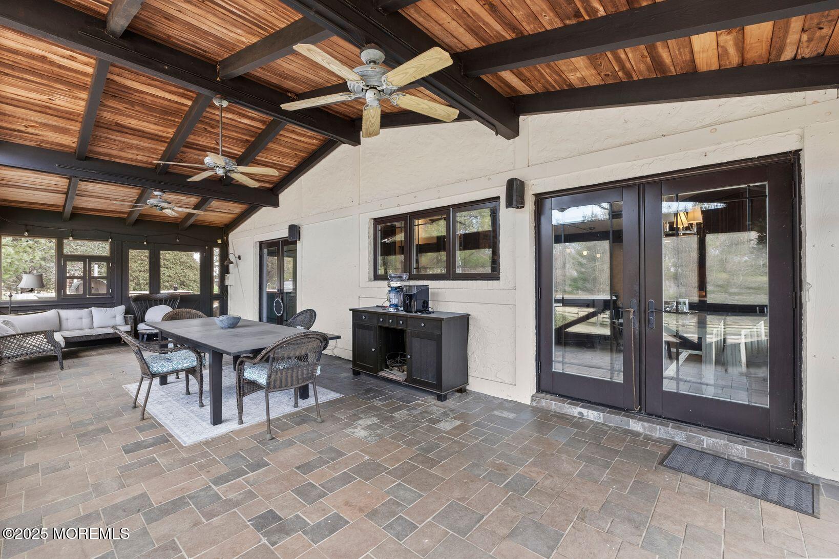 13 Eagle Nest Road