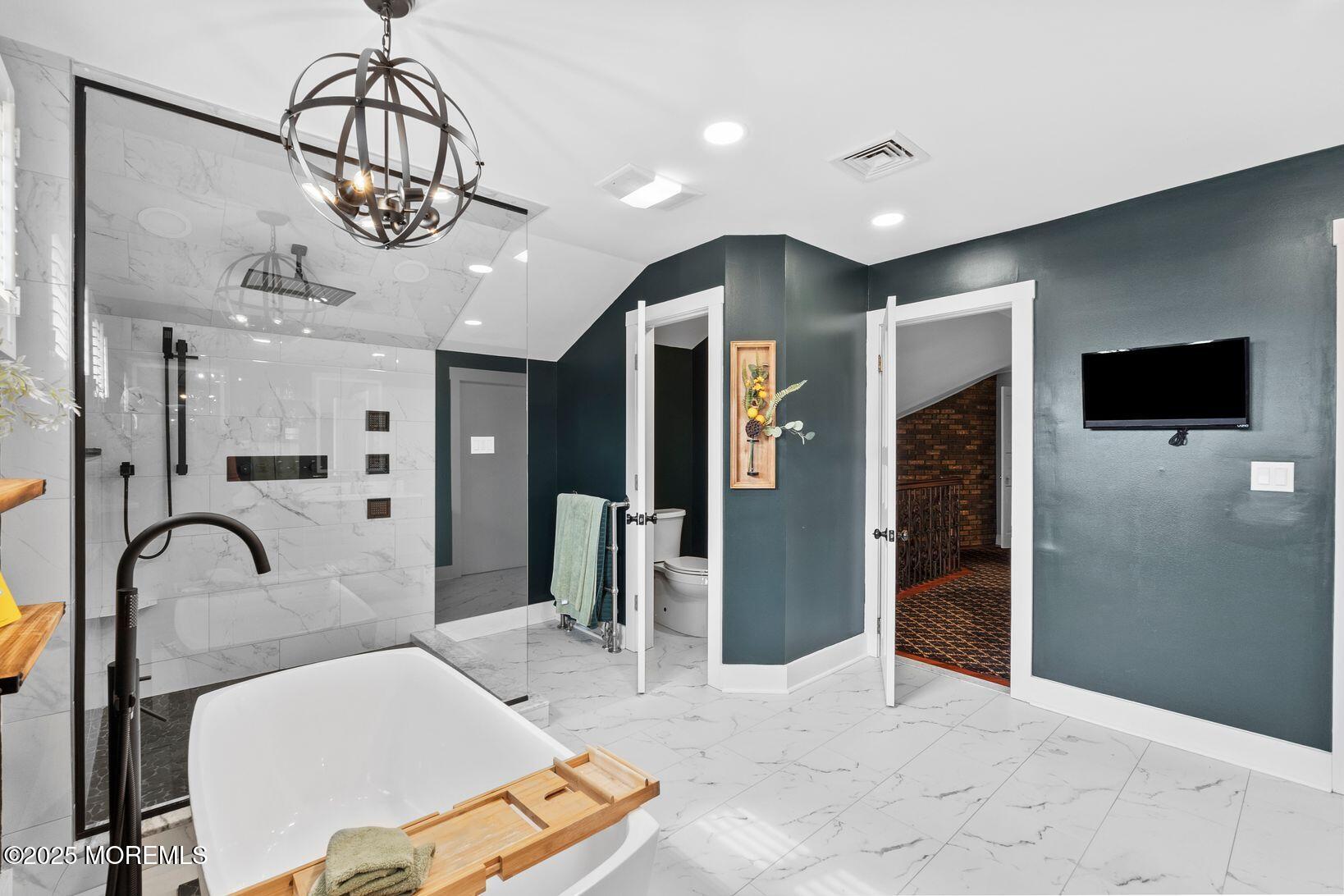 13 Eagle Nest Road