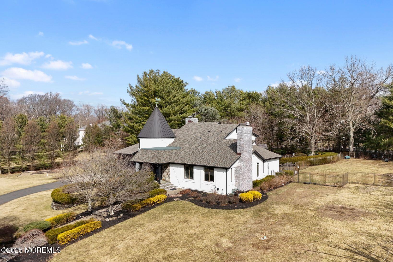 13 Eagle Nest Road