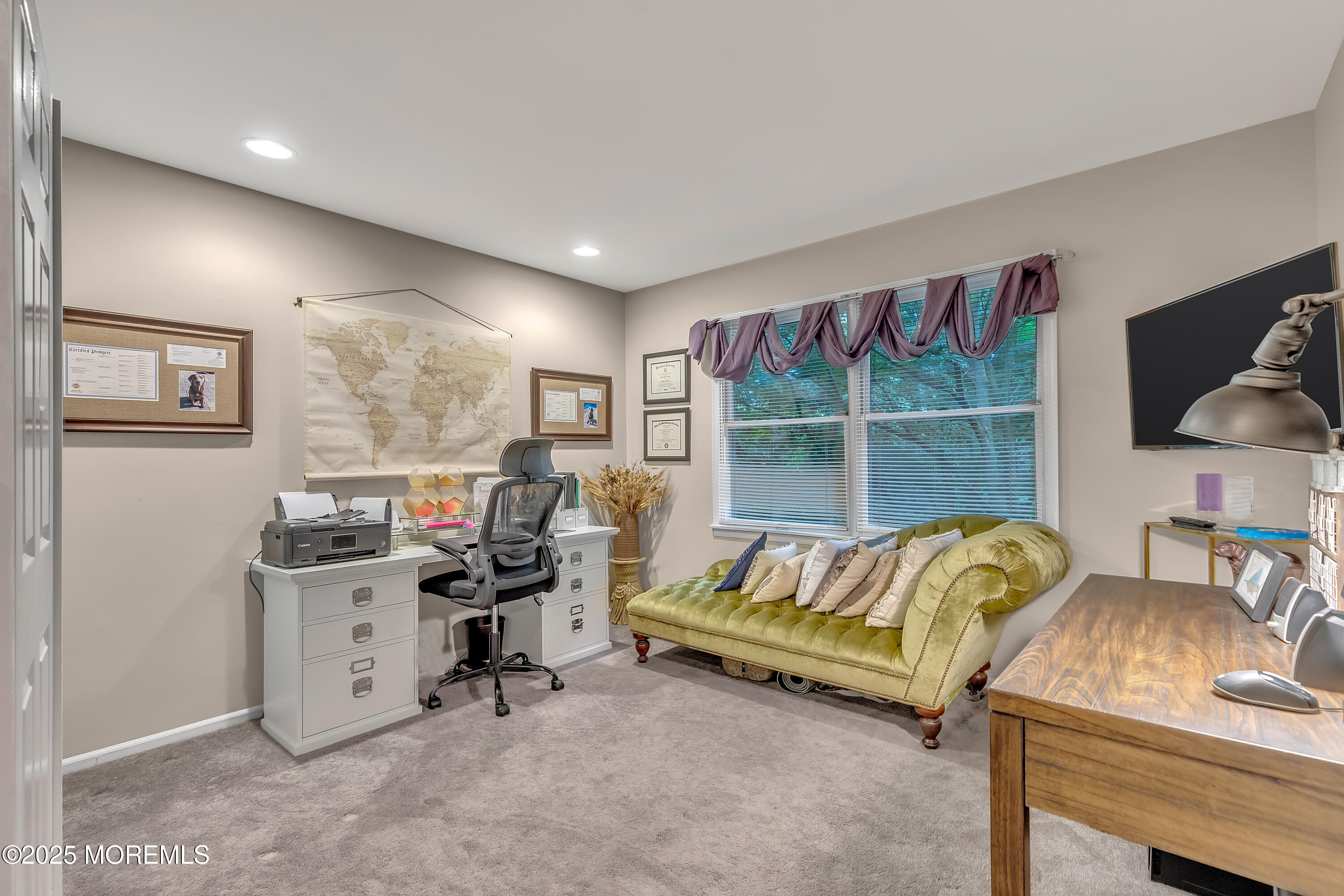 11 Applethorn Court