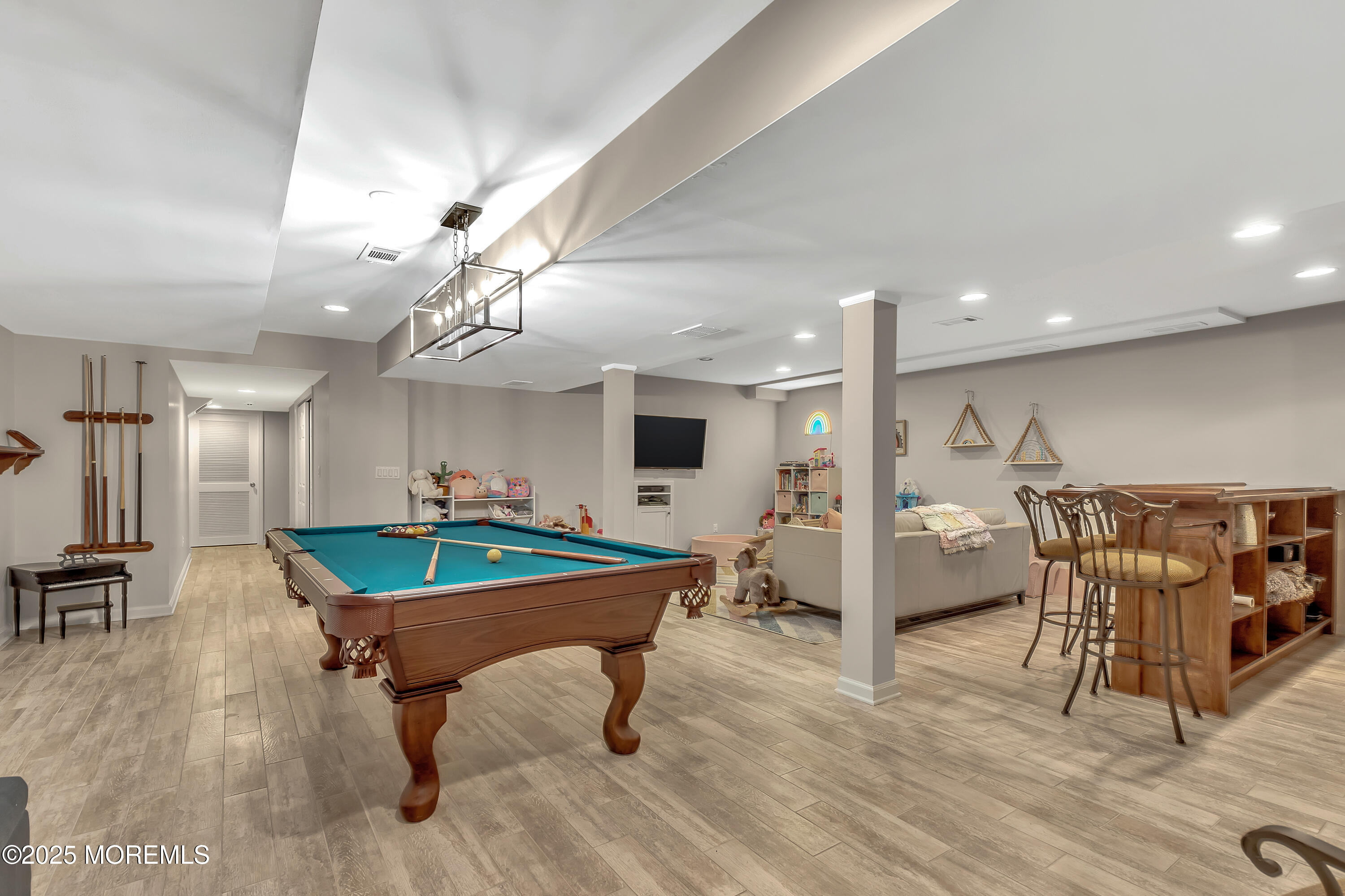 11 Applethorn Court