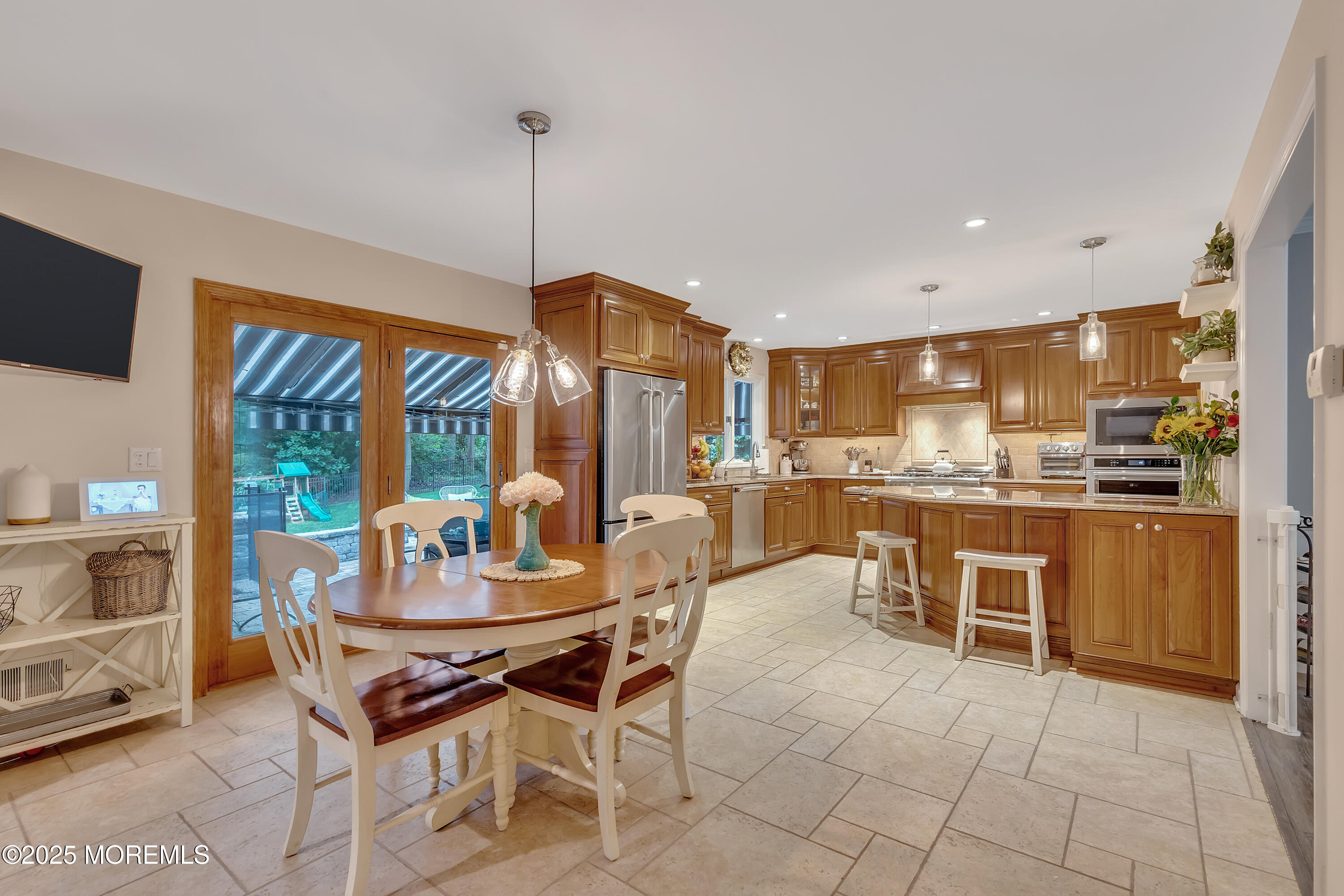 11 Applethorn Court