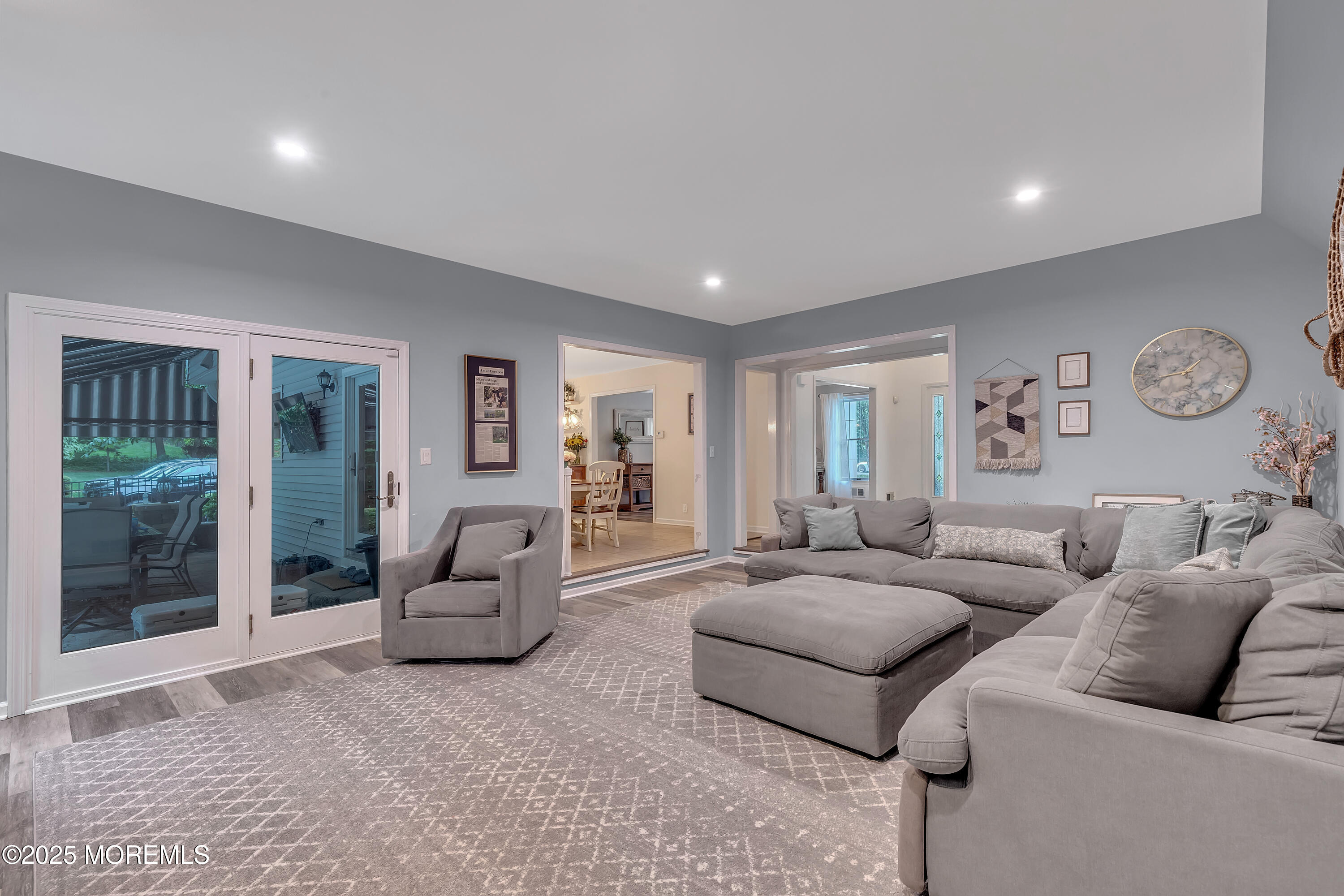 11 Applethorn Court