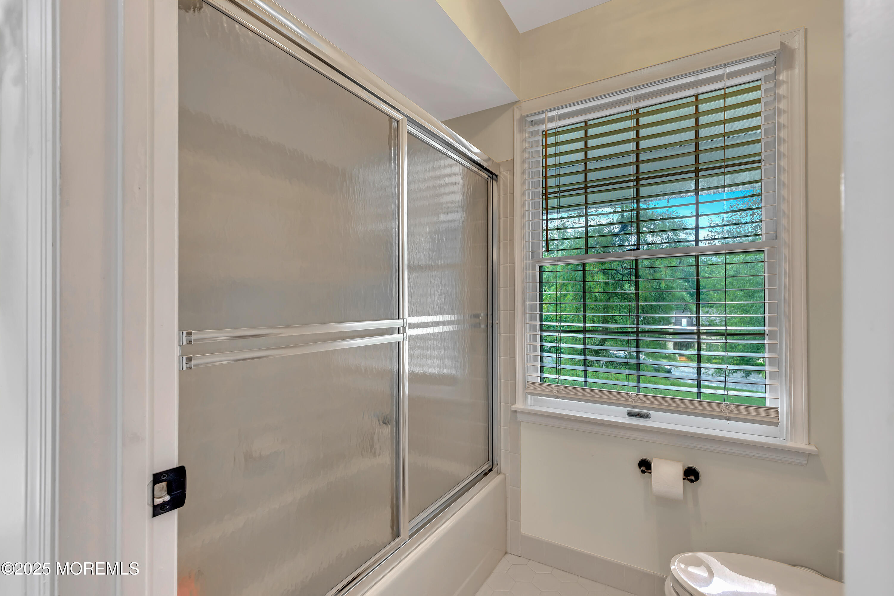 11 Applethorn Court