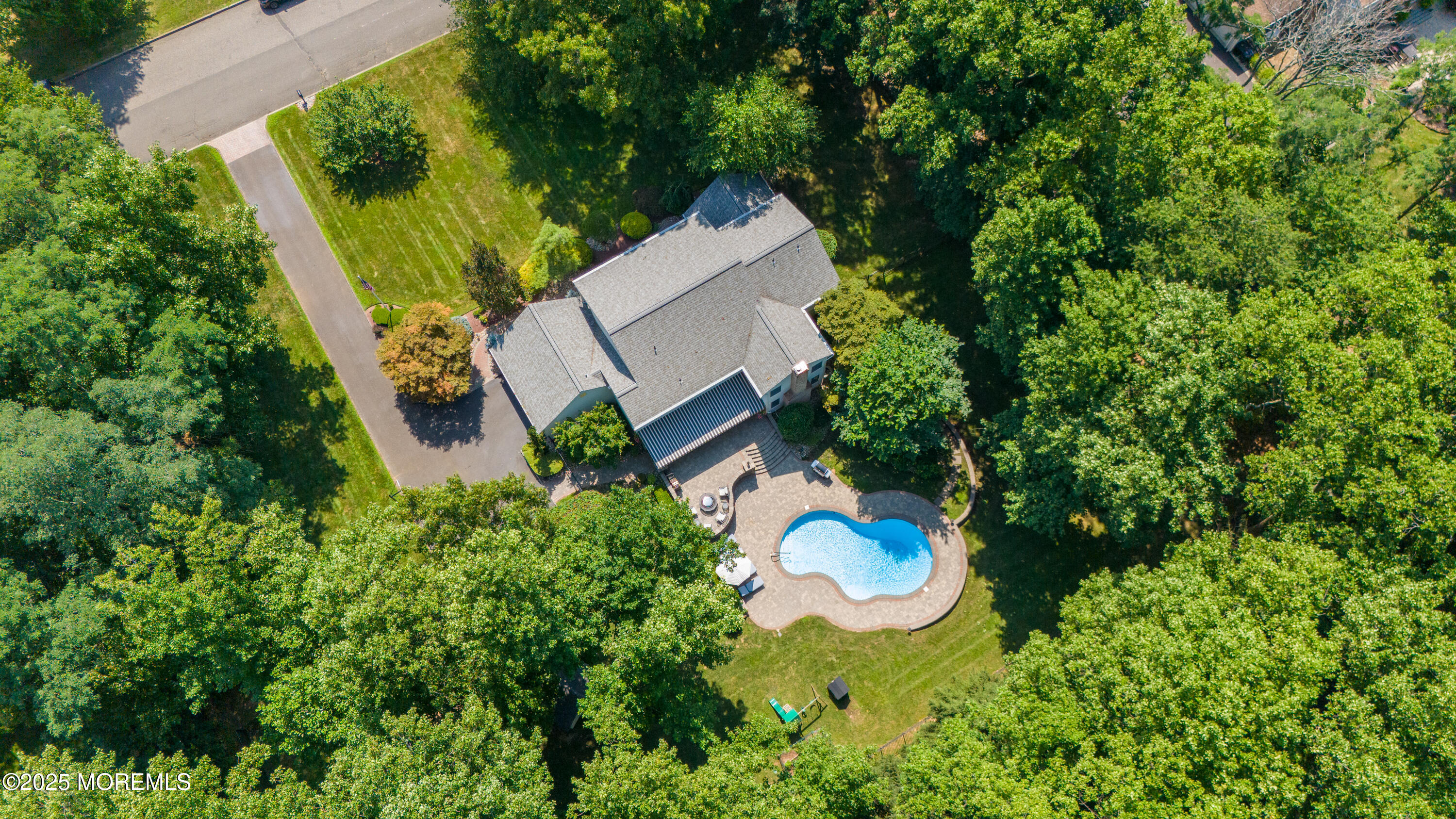 11 Applethorn Court
