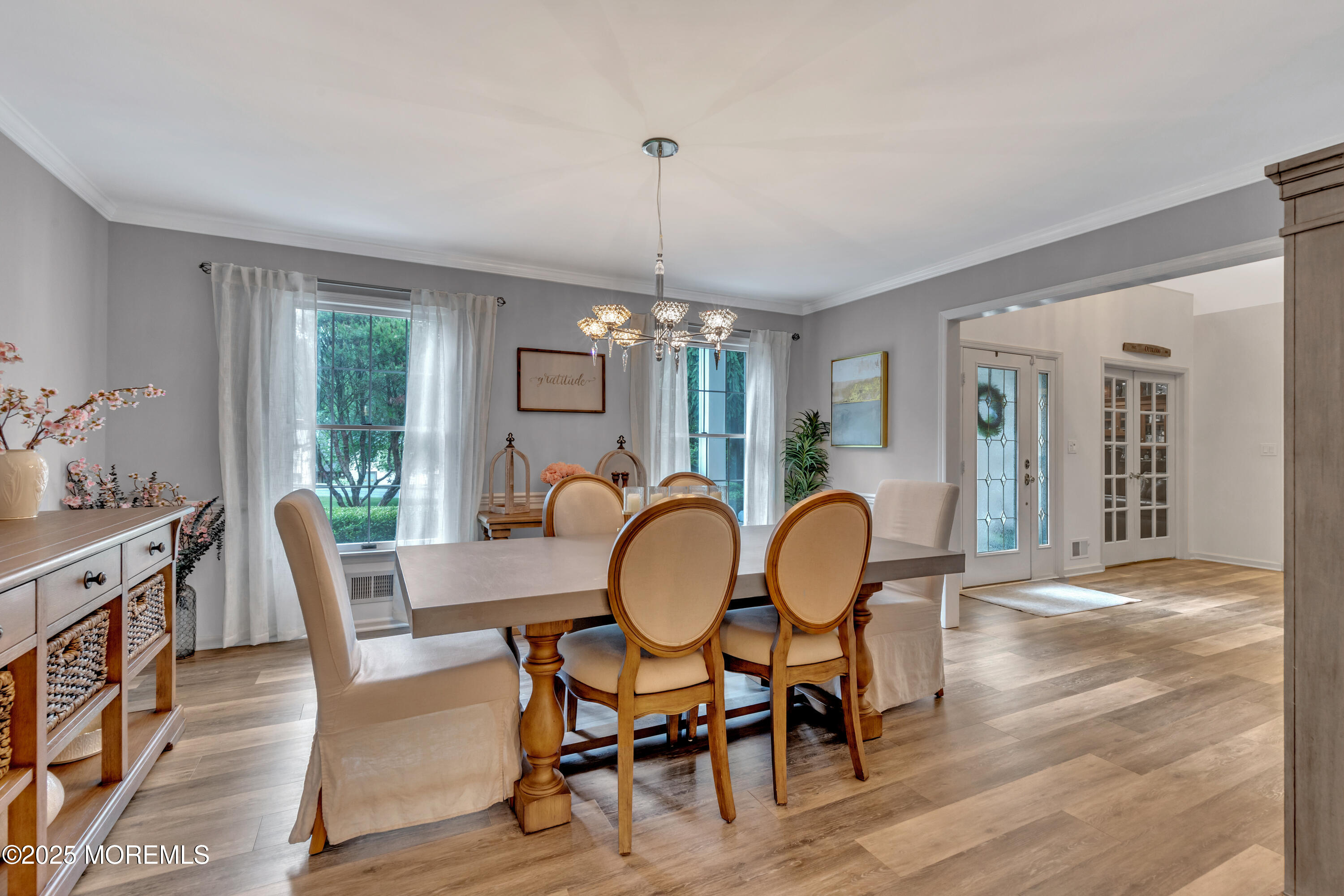 11 Applethorn Court