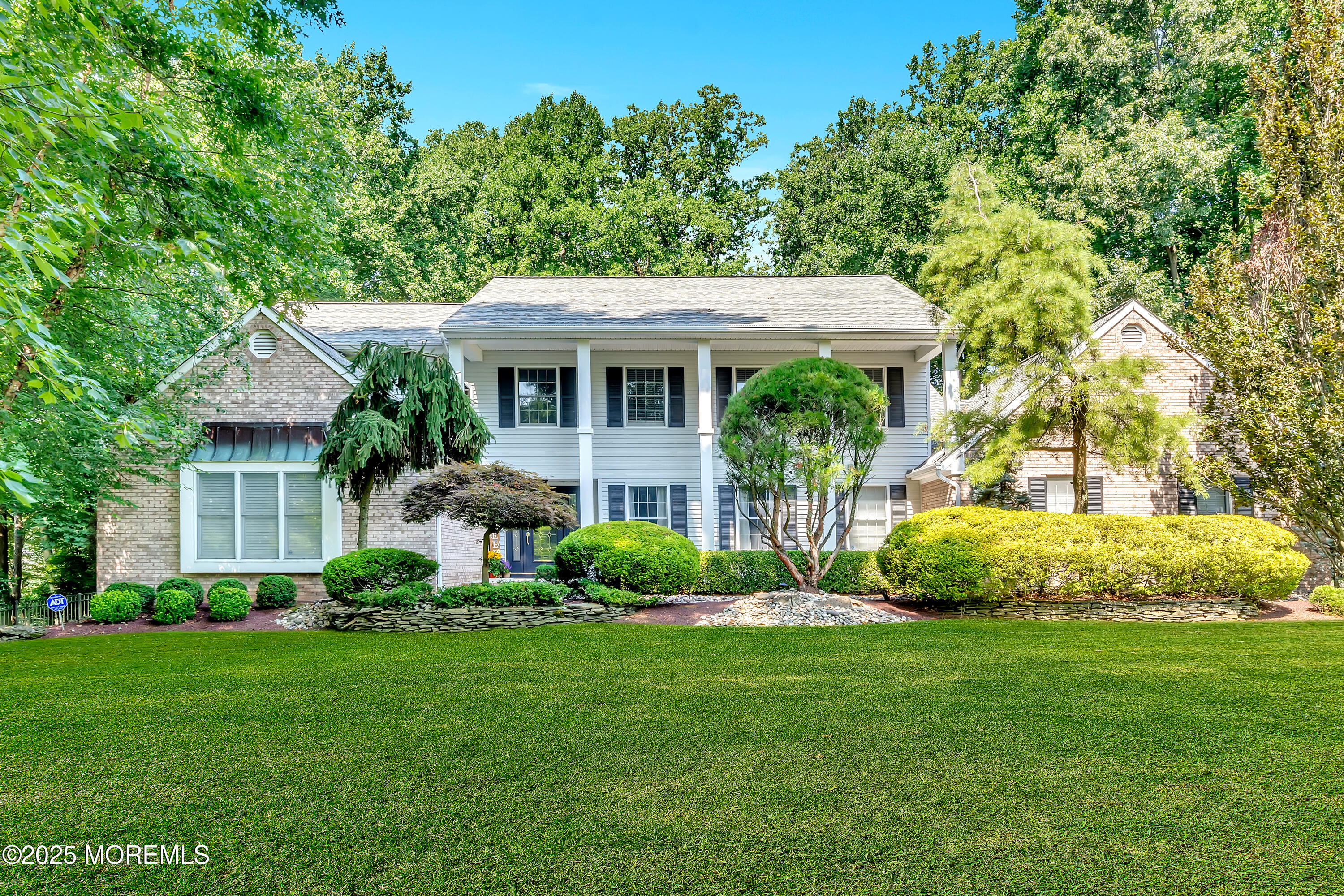 11 Applethorn Court