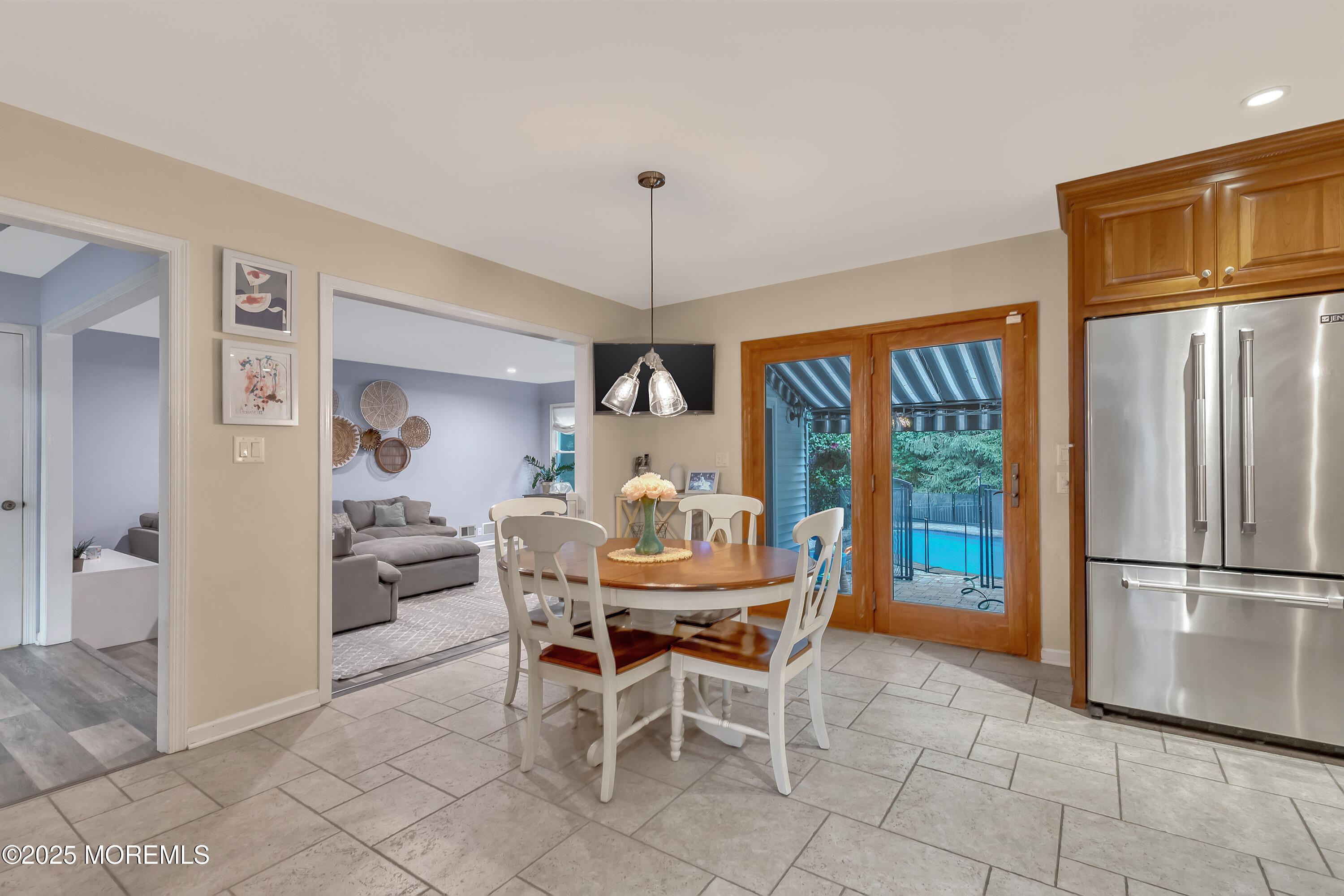 11 Applethorn Court