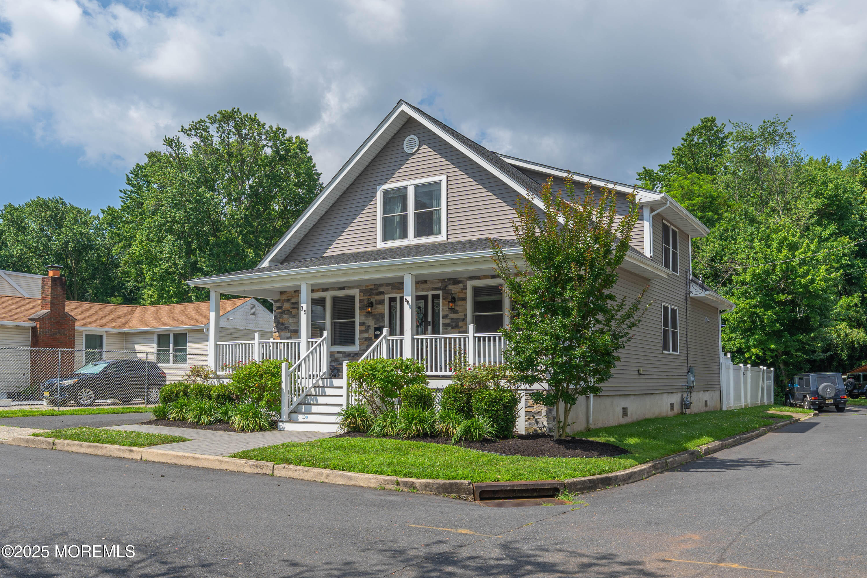 35 Mercer Avenue