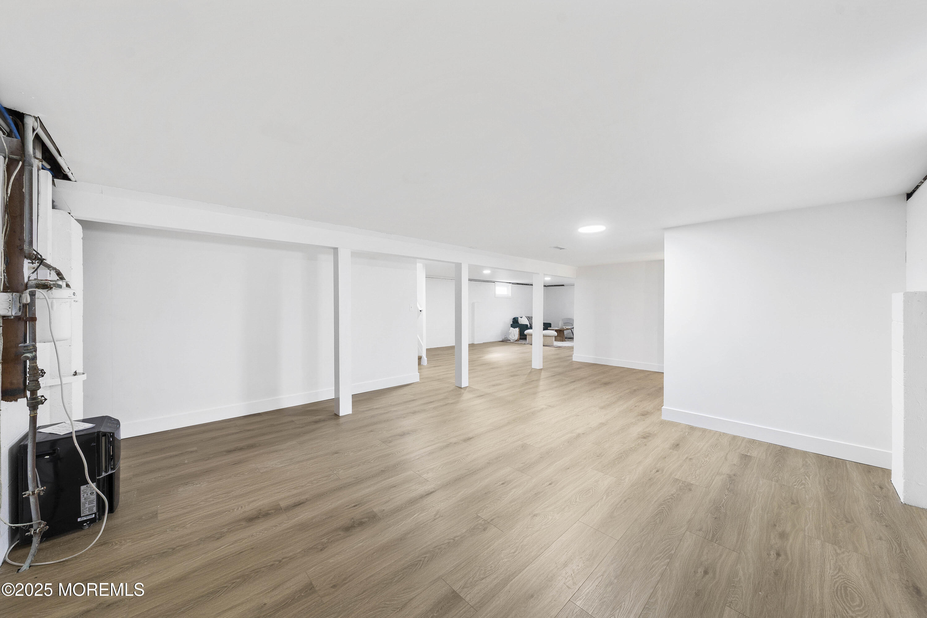 976 Woodmere Drive