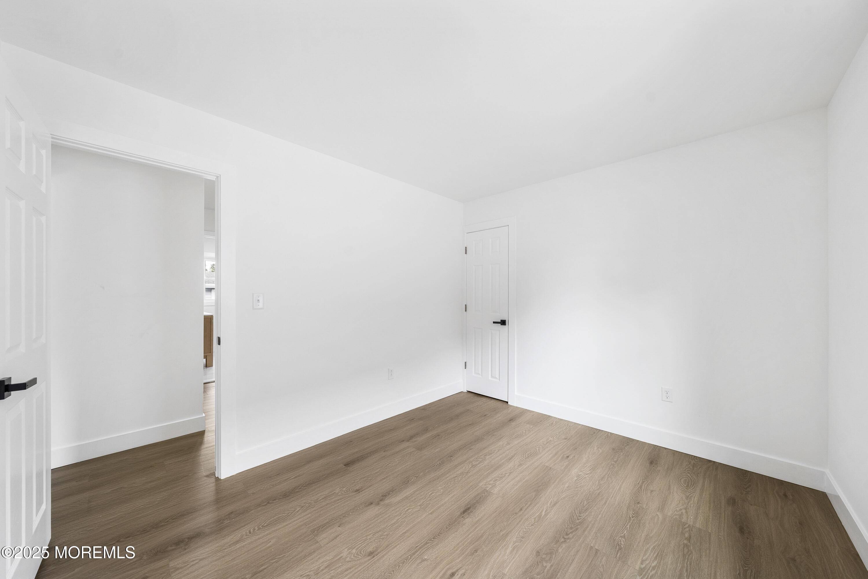 976 Woodmere Drive