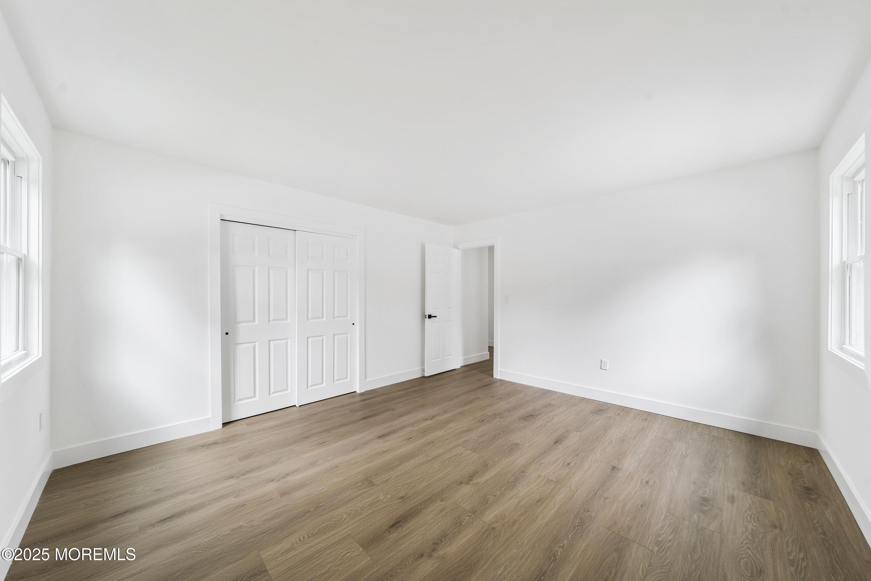976 Woodmere Drive