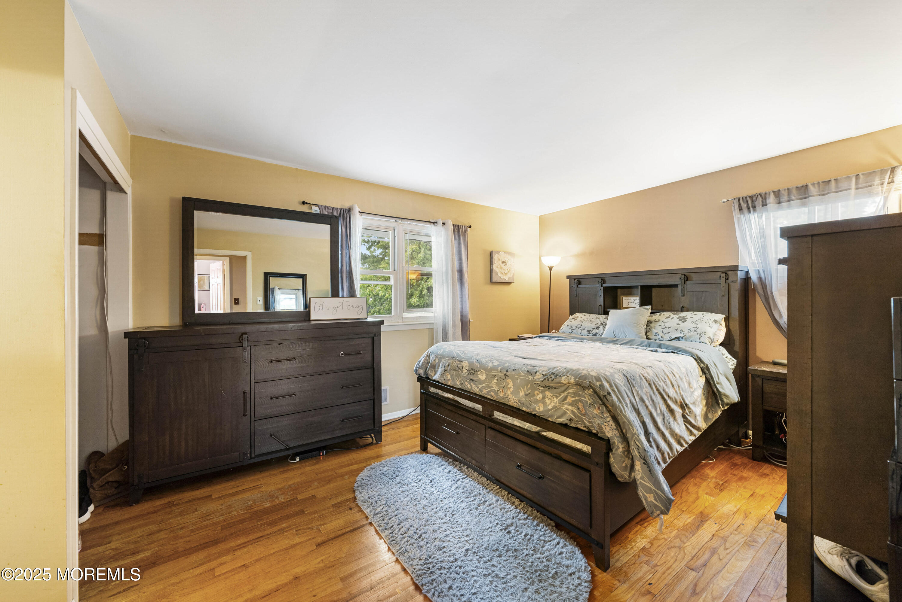 23 Pine Avenue