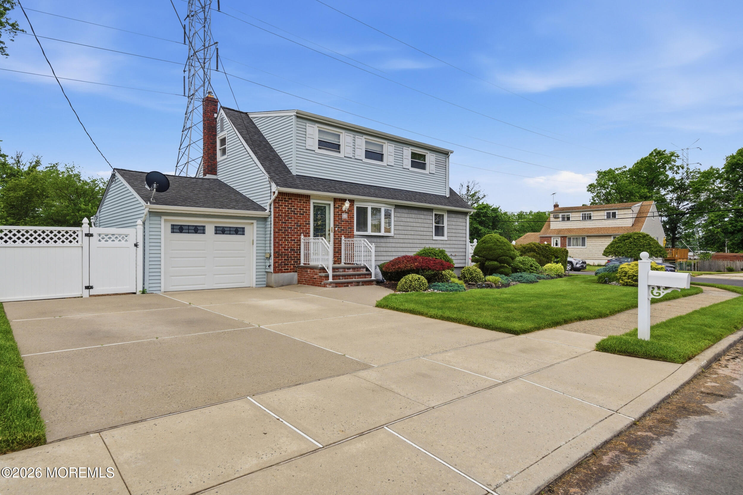24 Deerwood Avenue