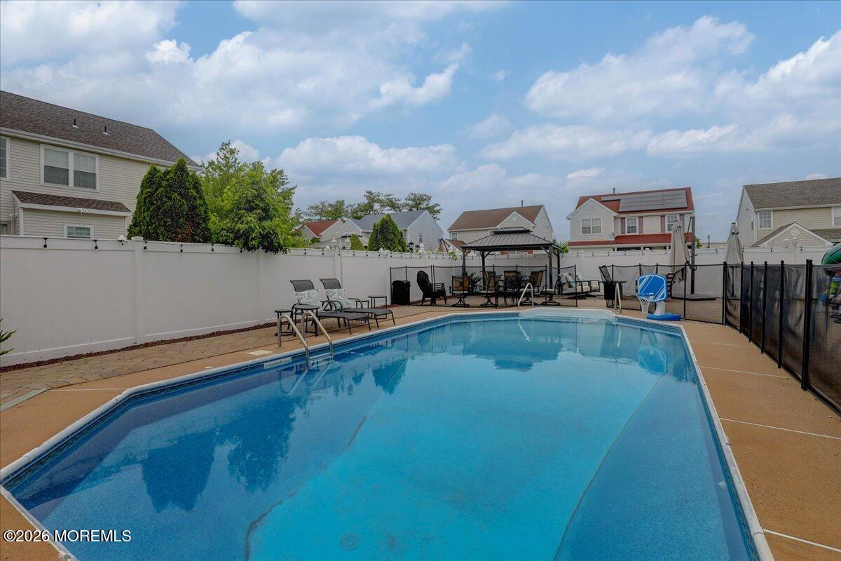 2 Devonshire Drive