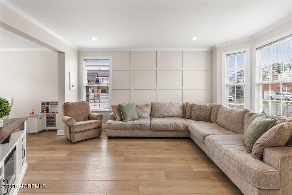2 Devonshire Drive